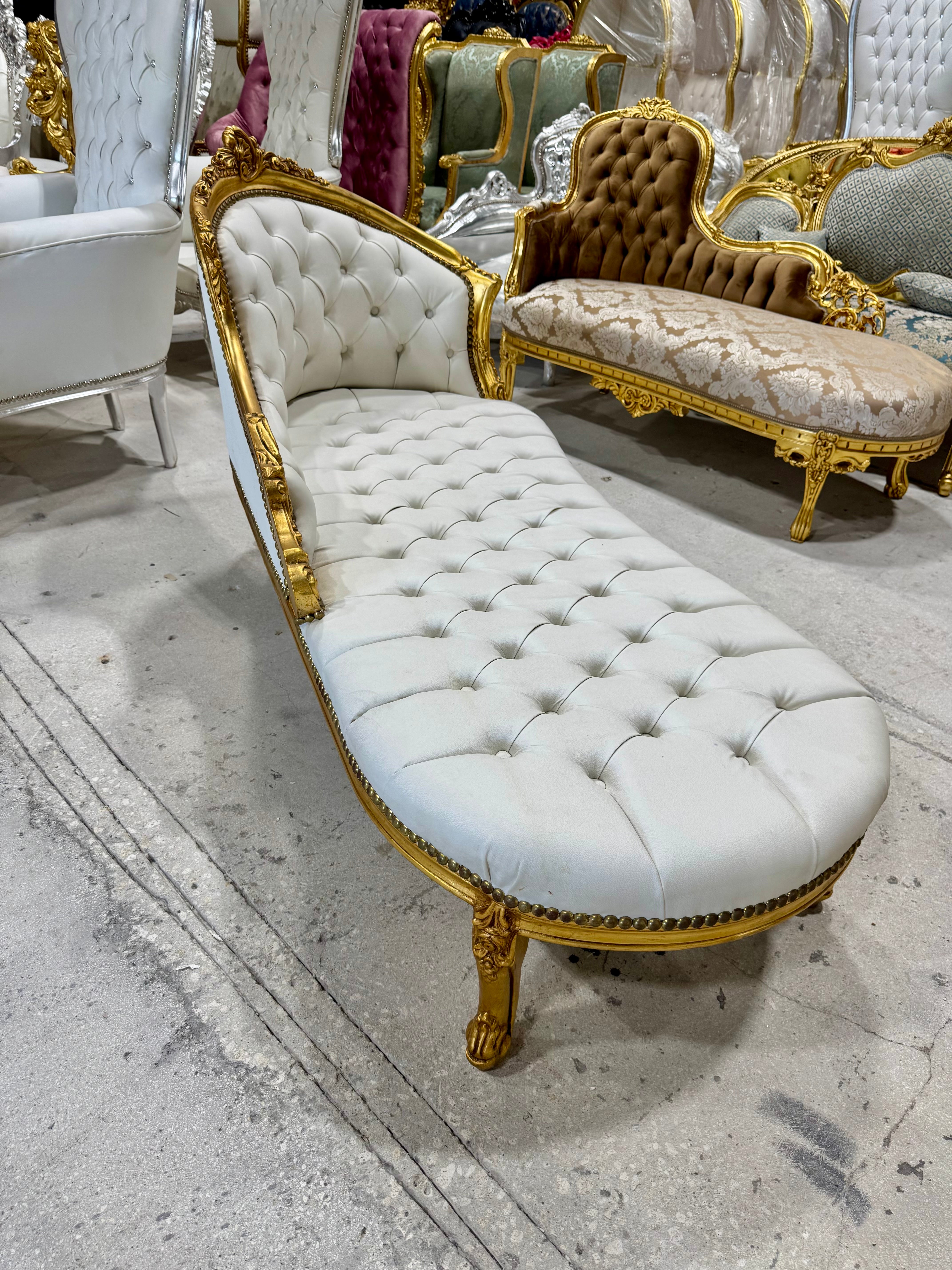 Chaise Longue White Leather Crystal Glass Buttons French Style