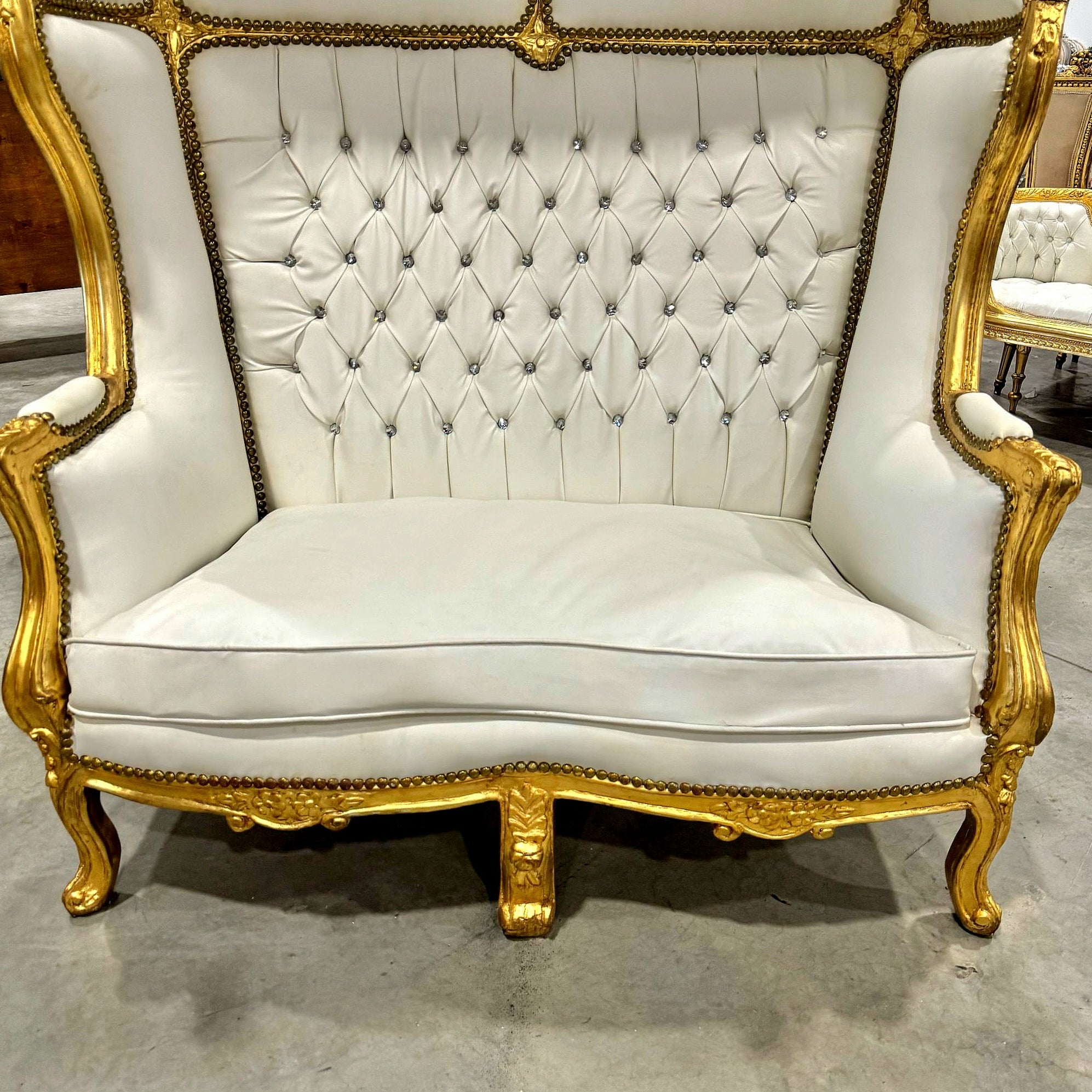 Double Balloon Chair French Style White Leather High-Back Canopy Lacquer Chair