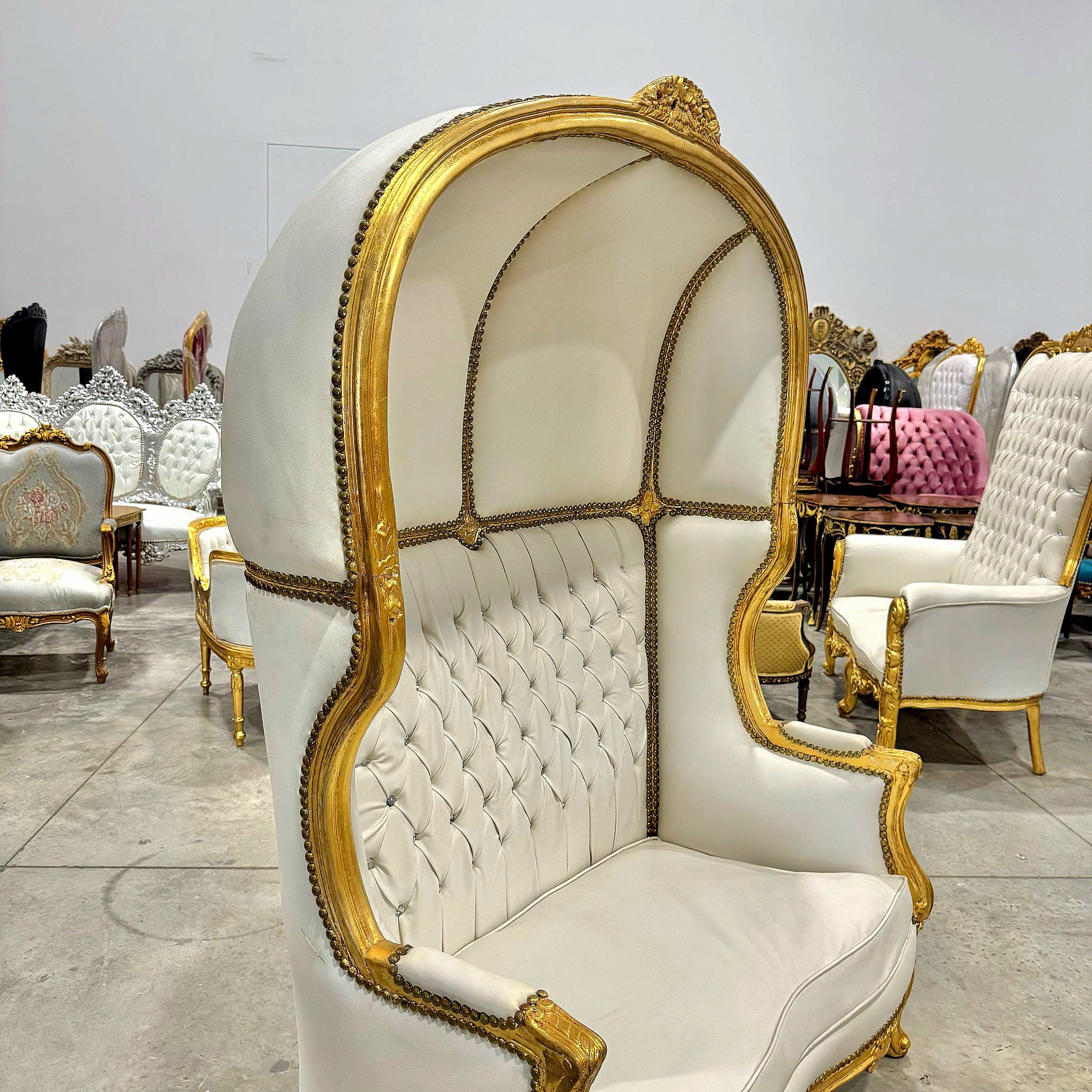 Double Balloon Chair French Style White Leather High-Back Canopy Lacquer Chair