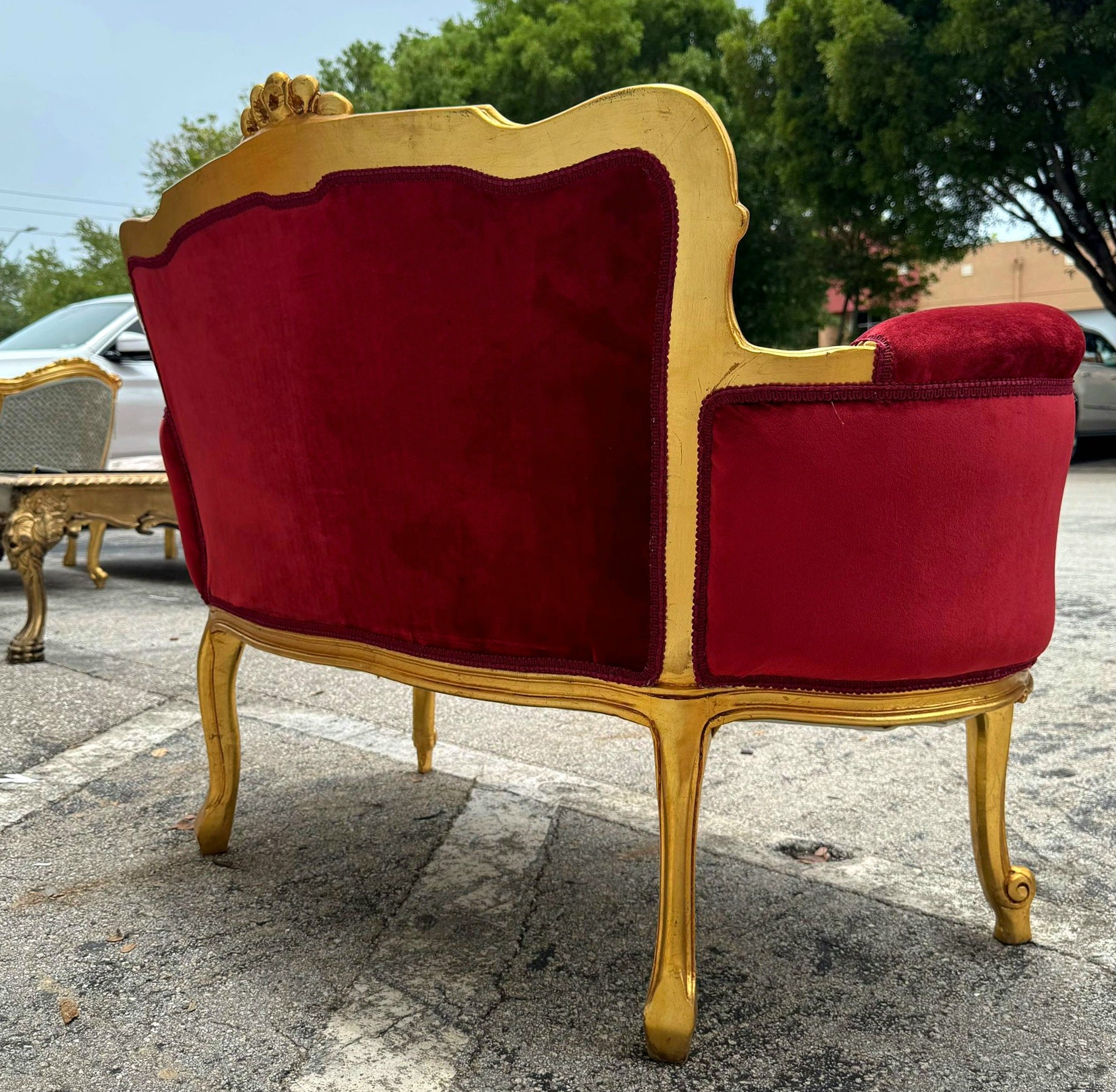 Marquis French Tufted Settee Red Velvet French Style Home Decor Furniture