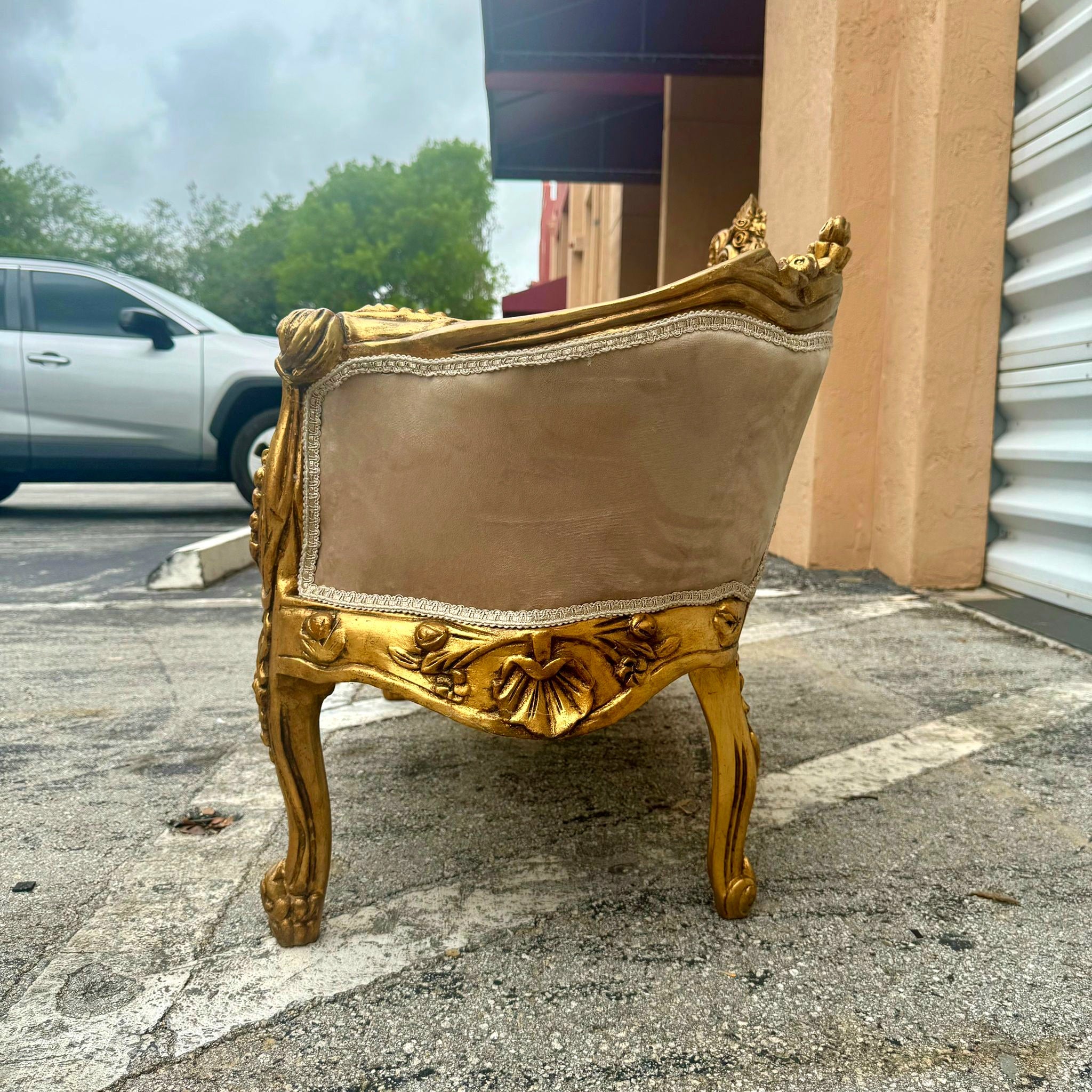 French Style Settee/Sofa Gold Leaf Details Damask Fabric
