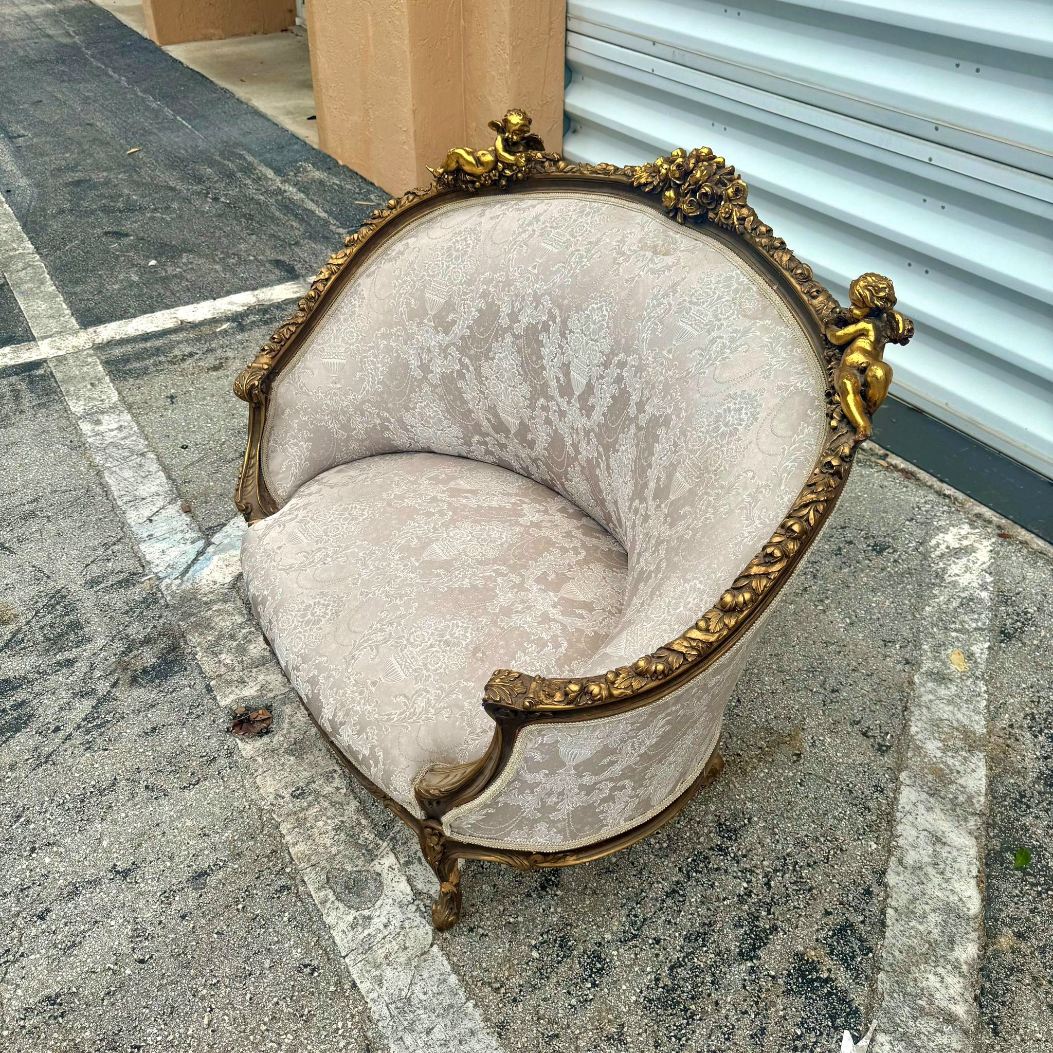 Romantic Sofa French Style White and Beige Damask Fabri Rococo Furniture