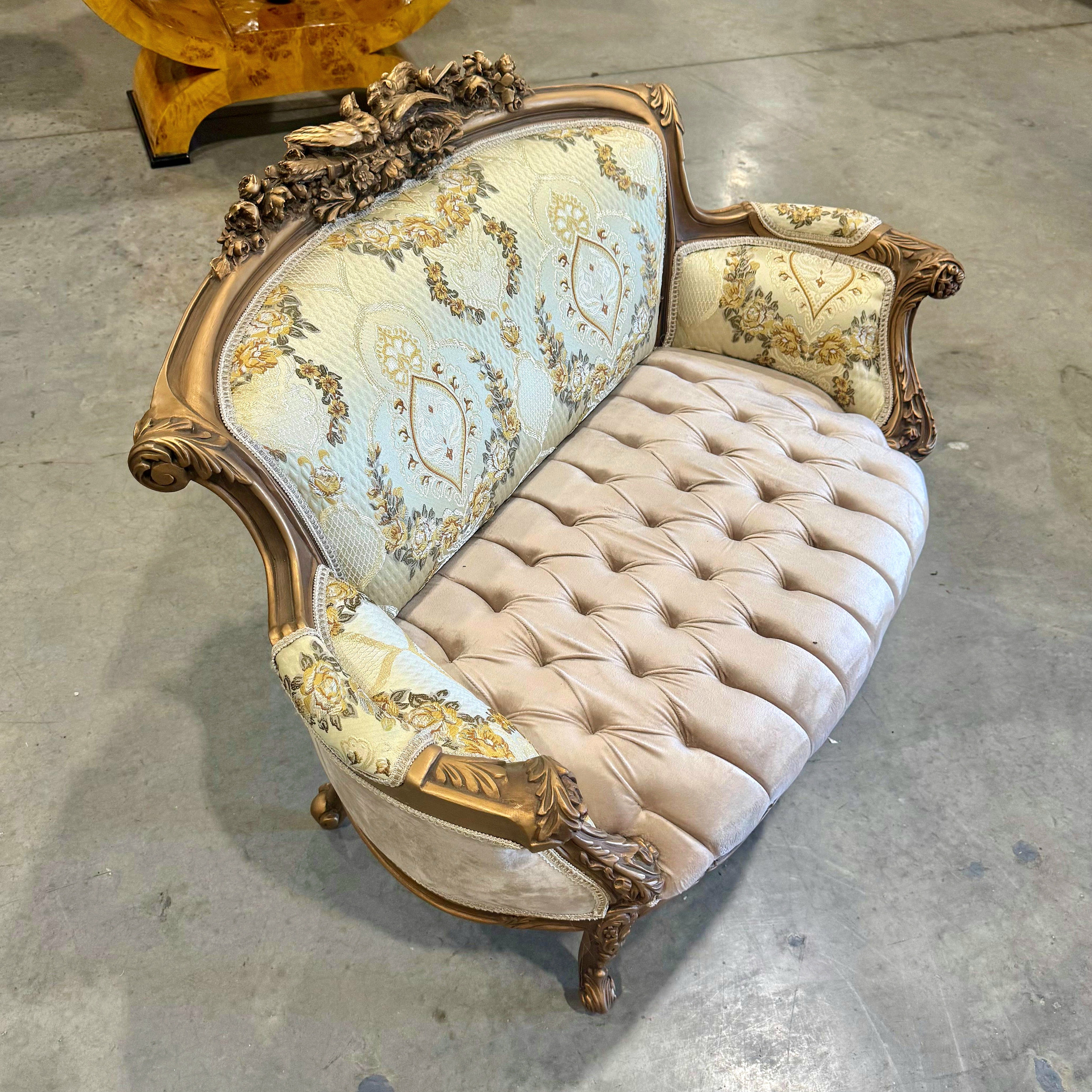 French Sofa Beige White Upholstery & Ornate Carvings Baroque Style