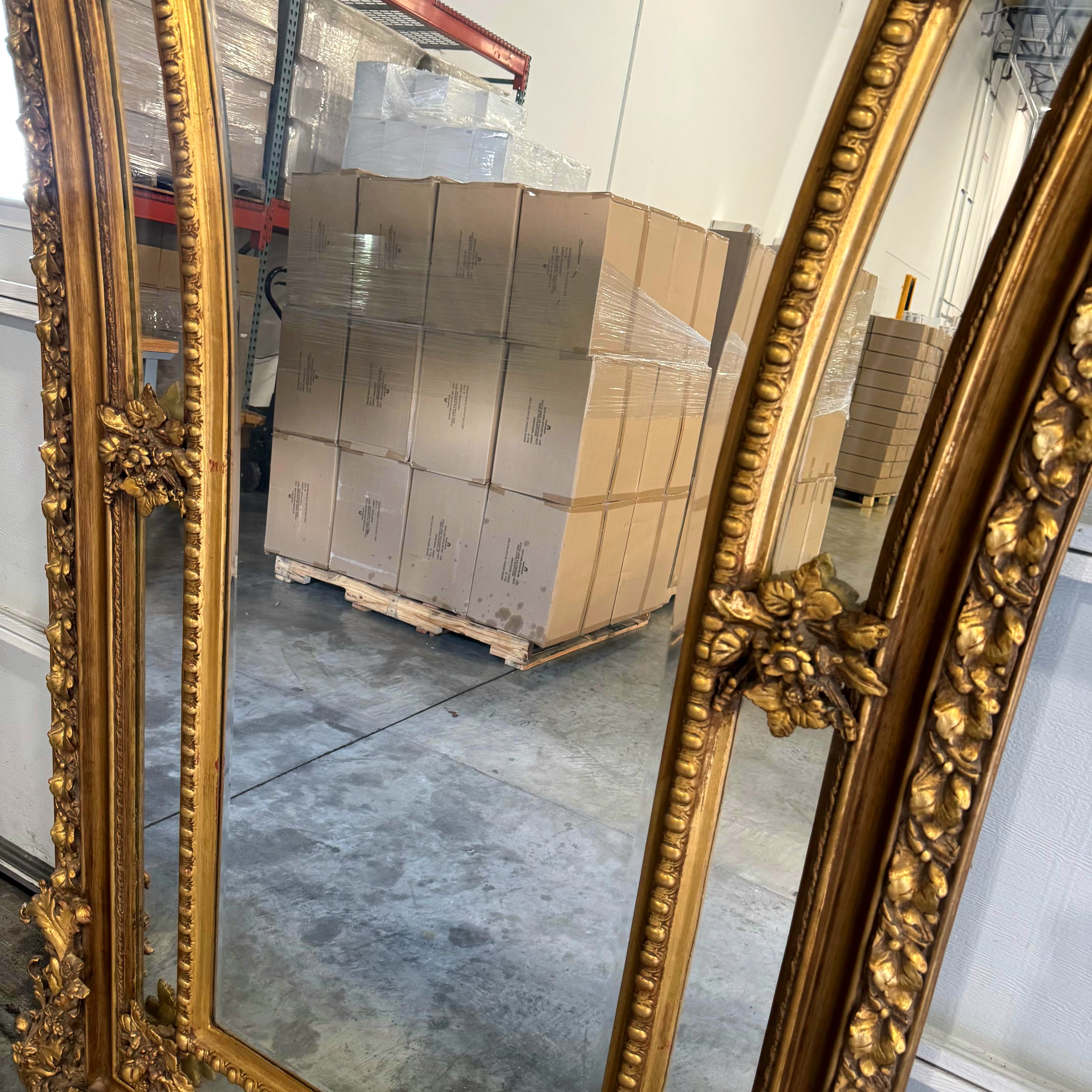 Curved Shape Gold Antique Mirror French Baroque Style Floor Mirror Gold Leaf