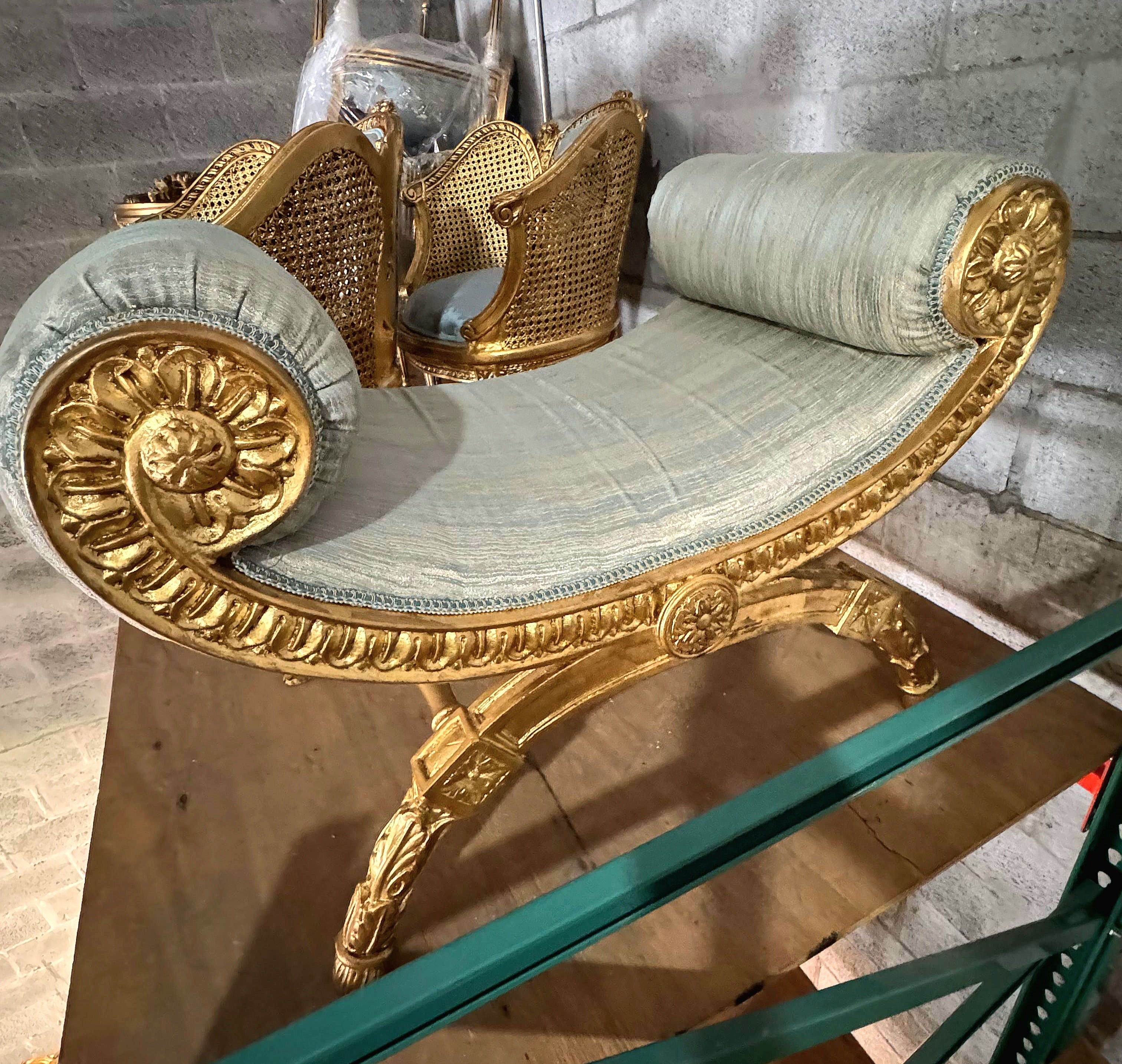 French Rococo Gold Leaf Bench – Tufted Damask Upholstery