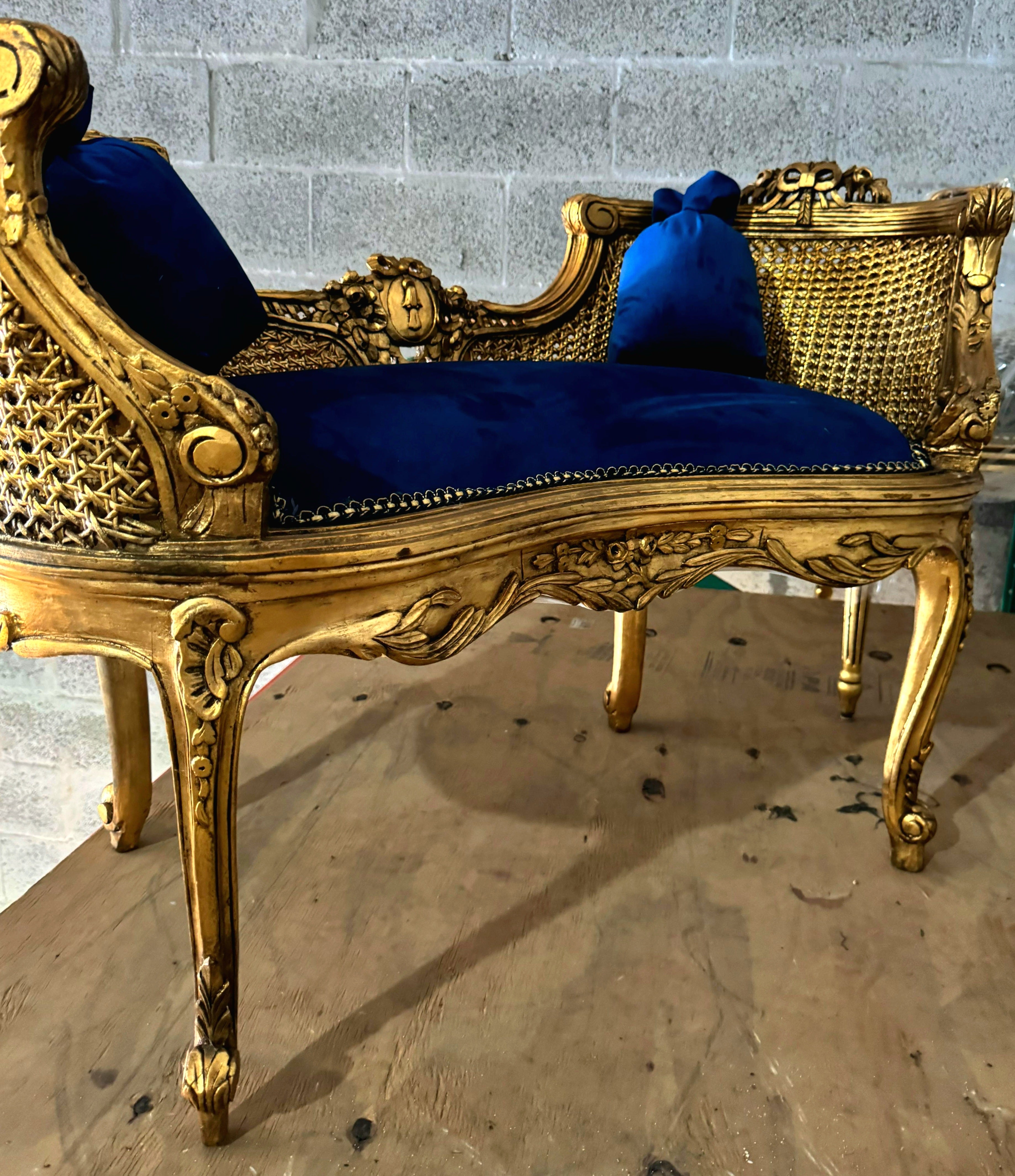 French Louis XVI Gold Leaf Frame Small Bench – Velvet Upholstery with Pillows