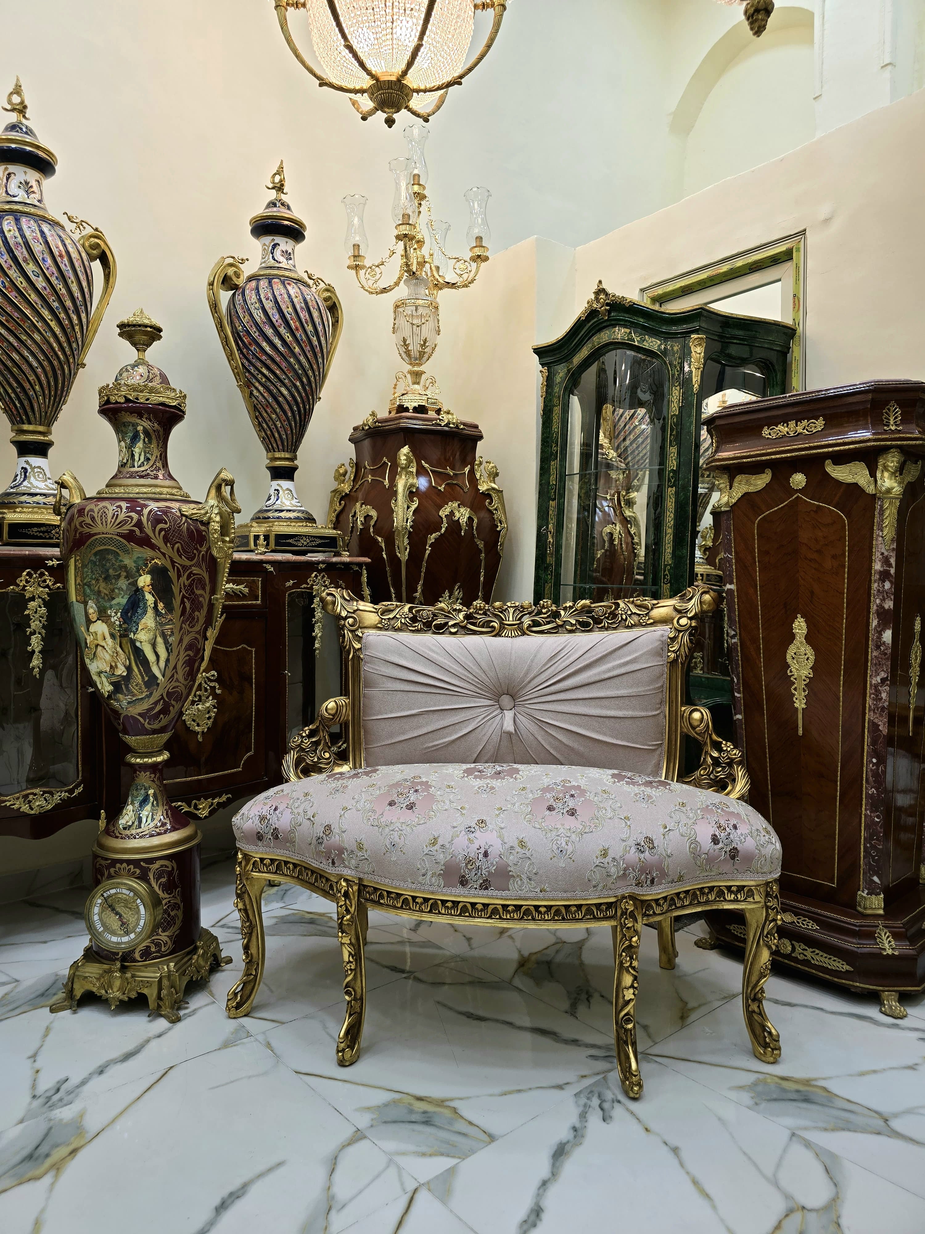 Vintage French Style Settee – Light Pink Damask Sofa with Gold Leaf Details