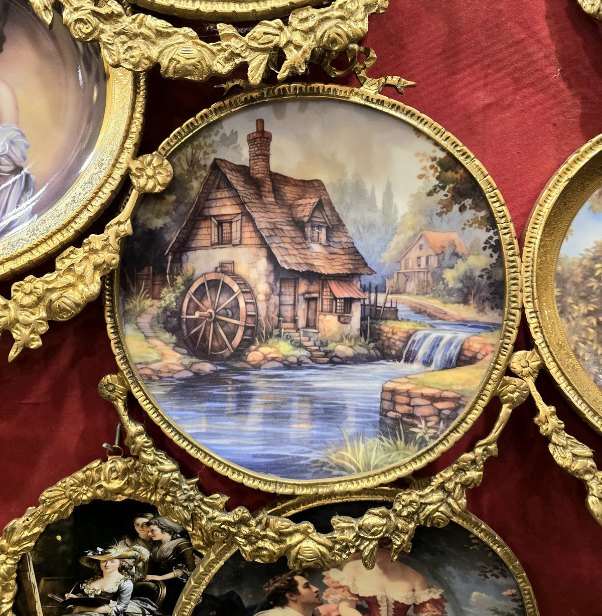 The Golden Mill – French-Inspired Round Wall Art with a Picturesque Waterwheel Scene & Ornate Gilded Frame