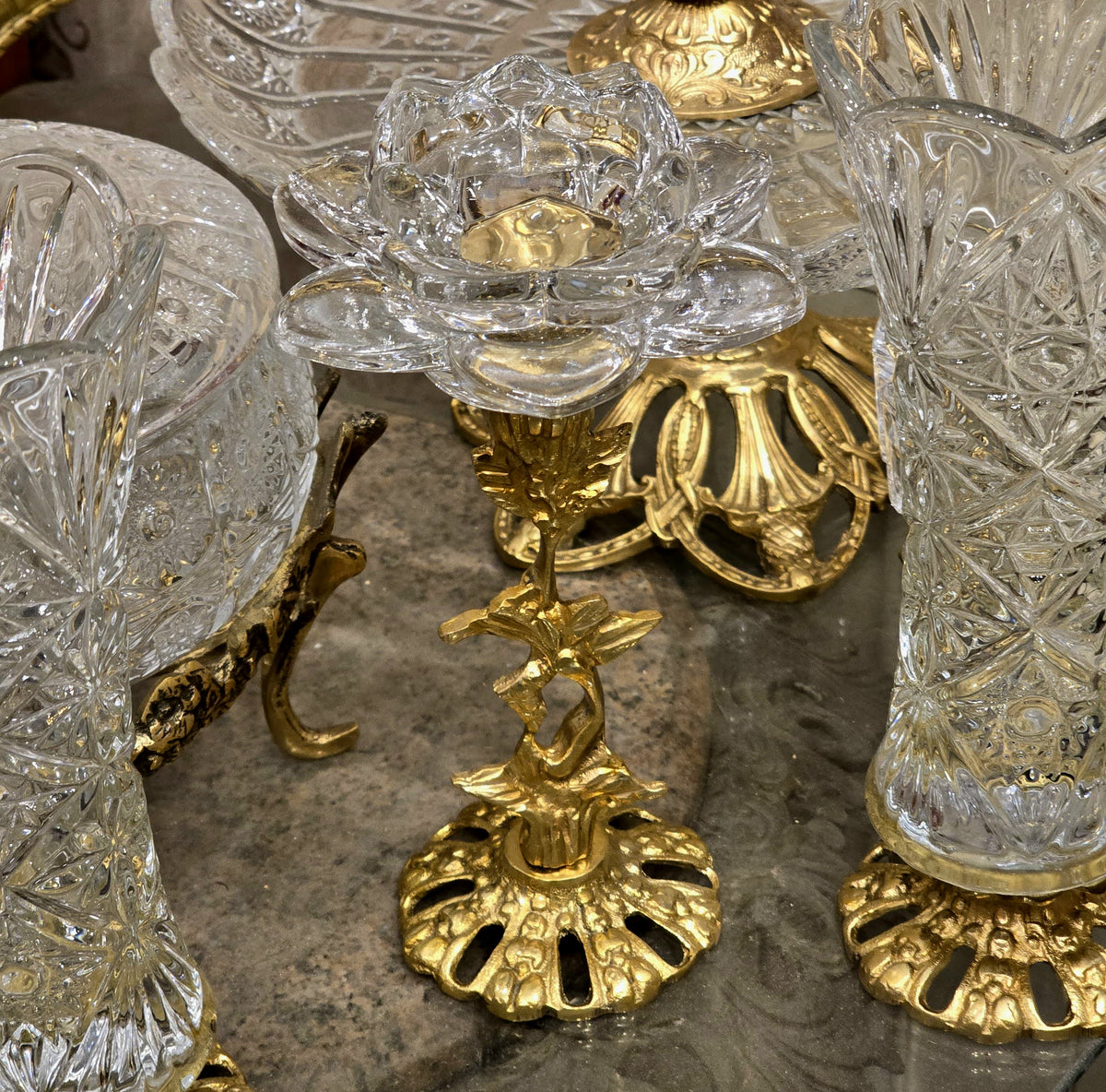 A Rose in Crystal – French-Inspired Glass Flower Candlestick with Sculptural Gold-Tone Stem