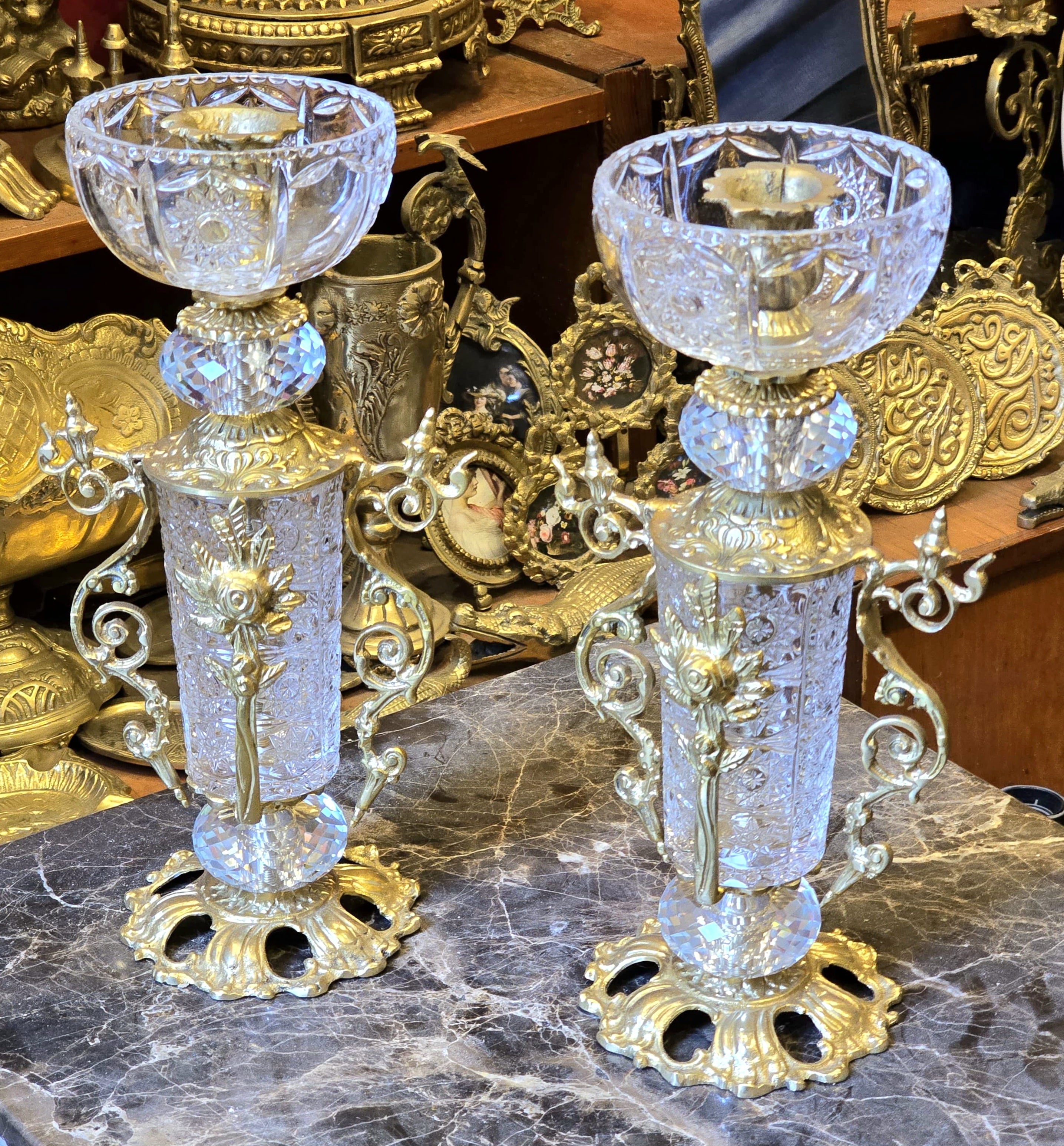 Decorative Brass and Crystal Candle Holder – Luxury Home Accent