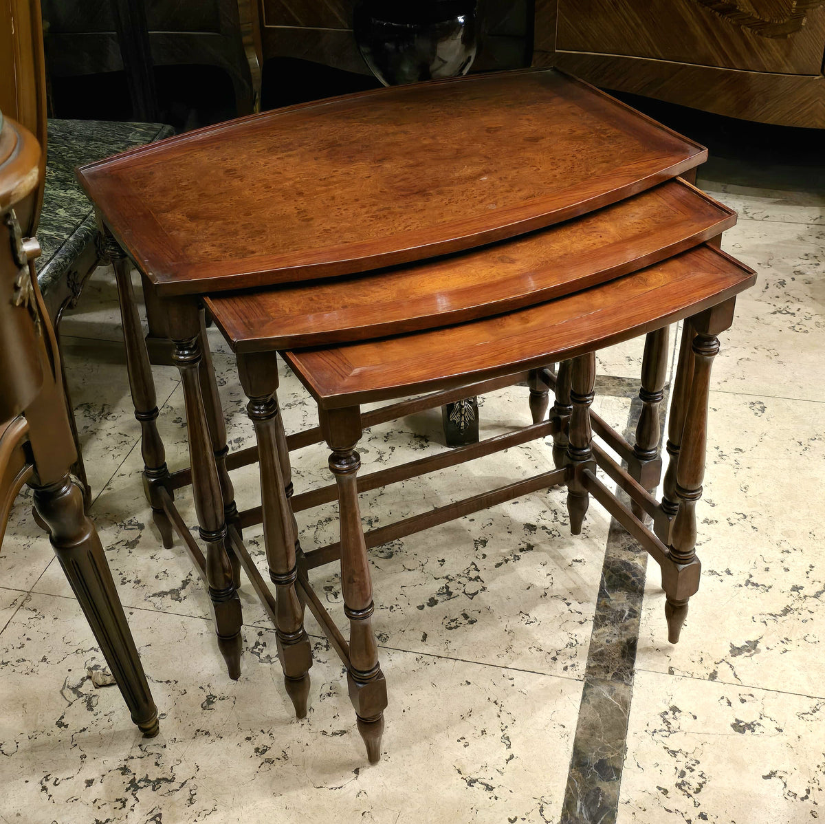 French-Style Nesting Tables – Set of 3 Solid Wood Side Tables with Tray-Style Tops
