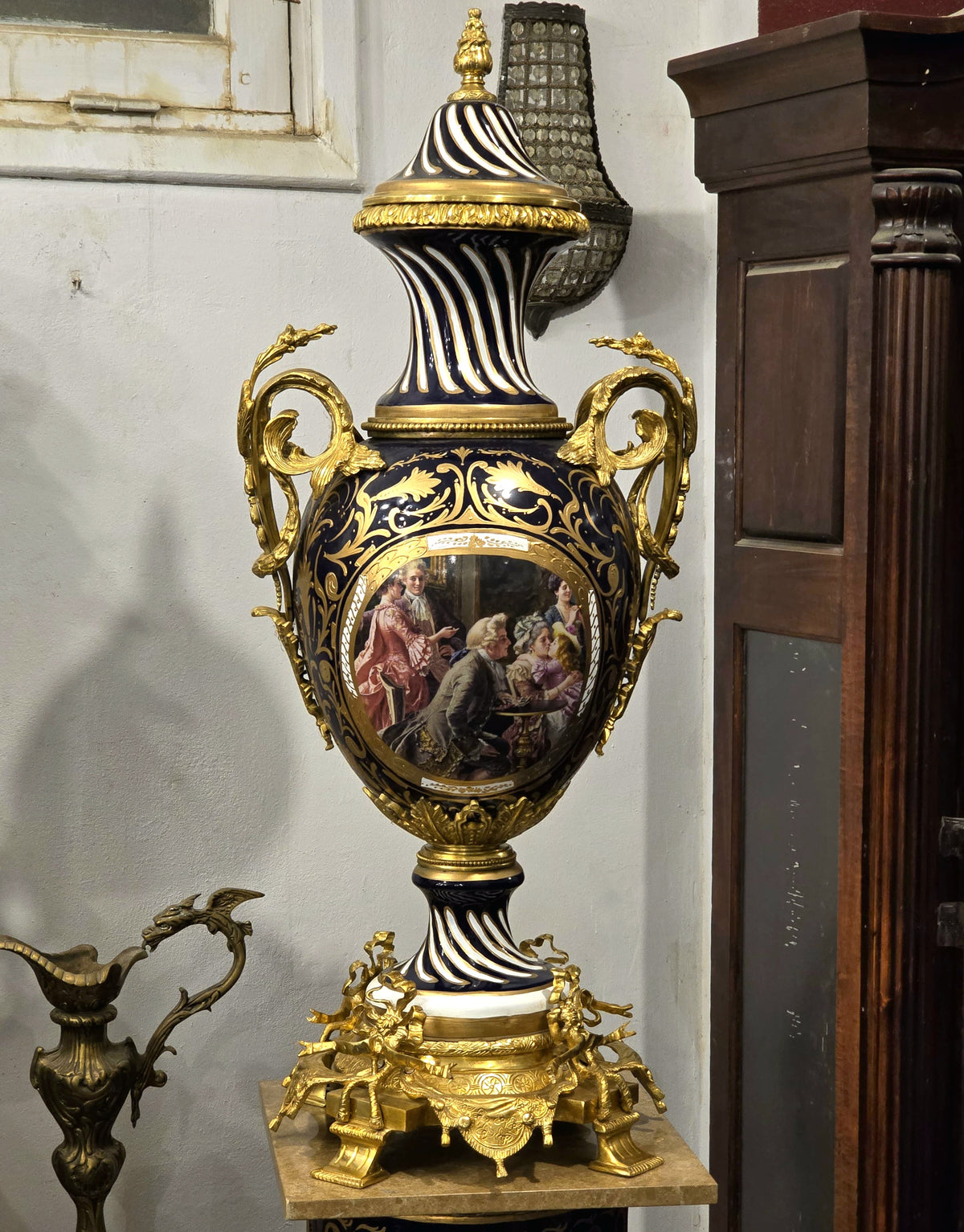 Ornate Navy Blue Porcelain Vase – Romantic European Scene with Gilded Gold & Bronze Details