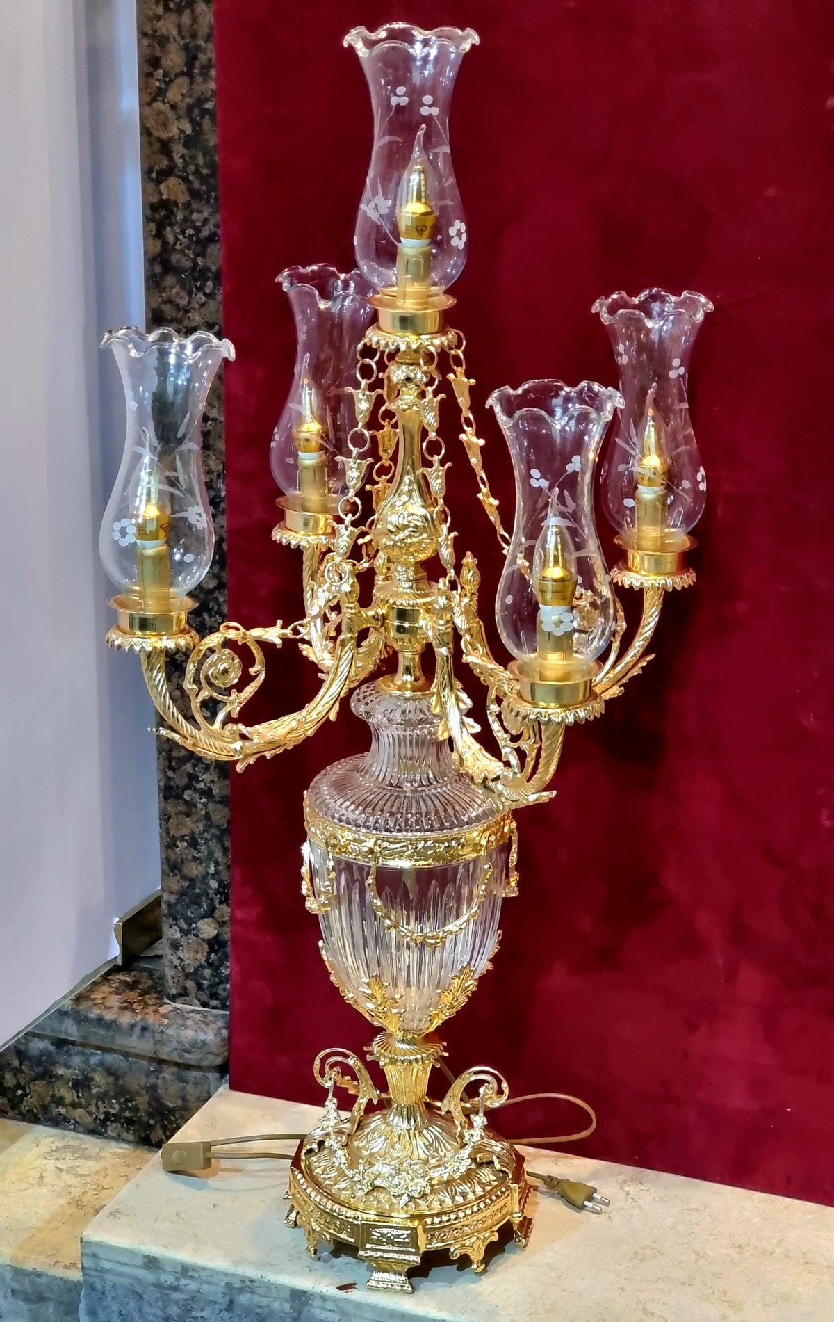 French-Style Crystal Candelabra Lamp – Ornate Gold Leaf & Bronze with Five Glass Shades
