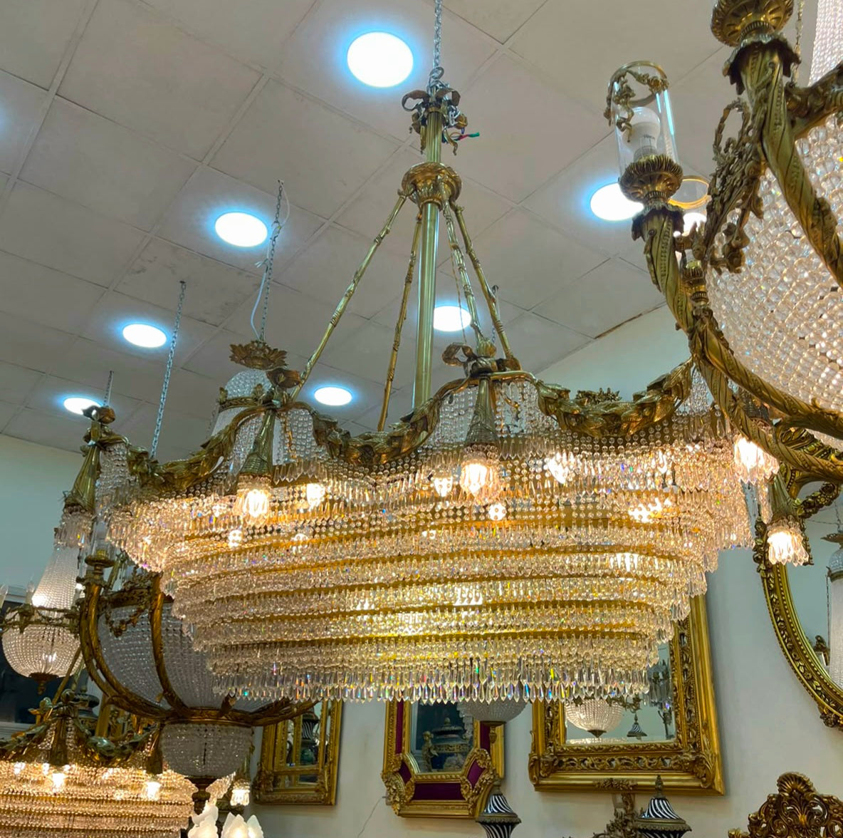 Monumental French Rococo Crystal Chandelier – Ornate Gilt Bronze Frame with Multi-Tiered Crystal Drops