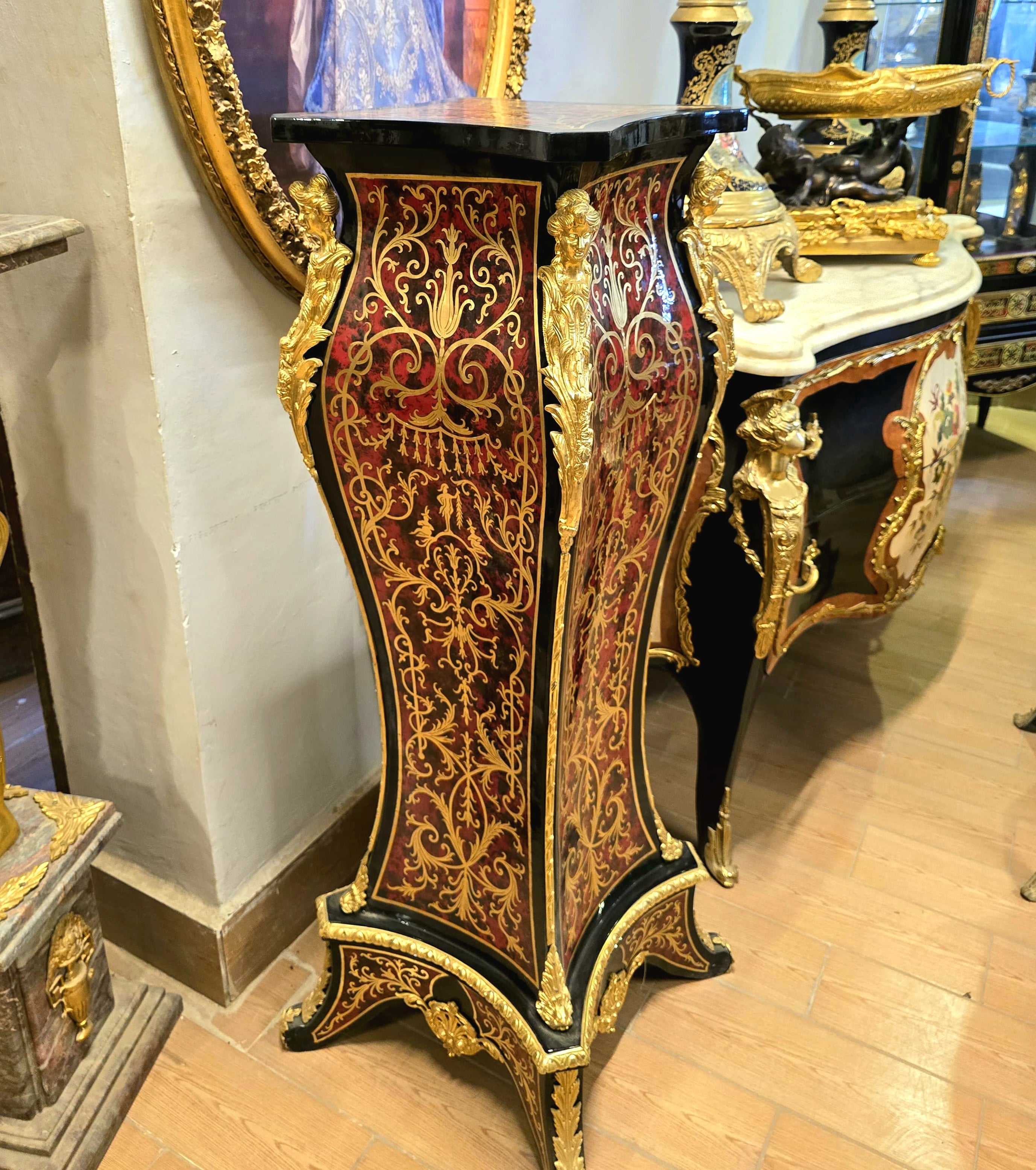 French Louis XV Pedestal Stand – Ornate Marquetry with Gold Leaf & Gilded Details