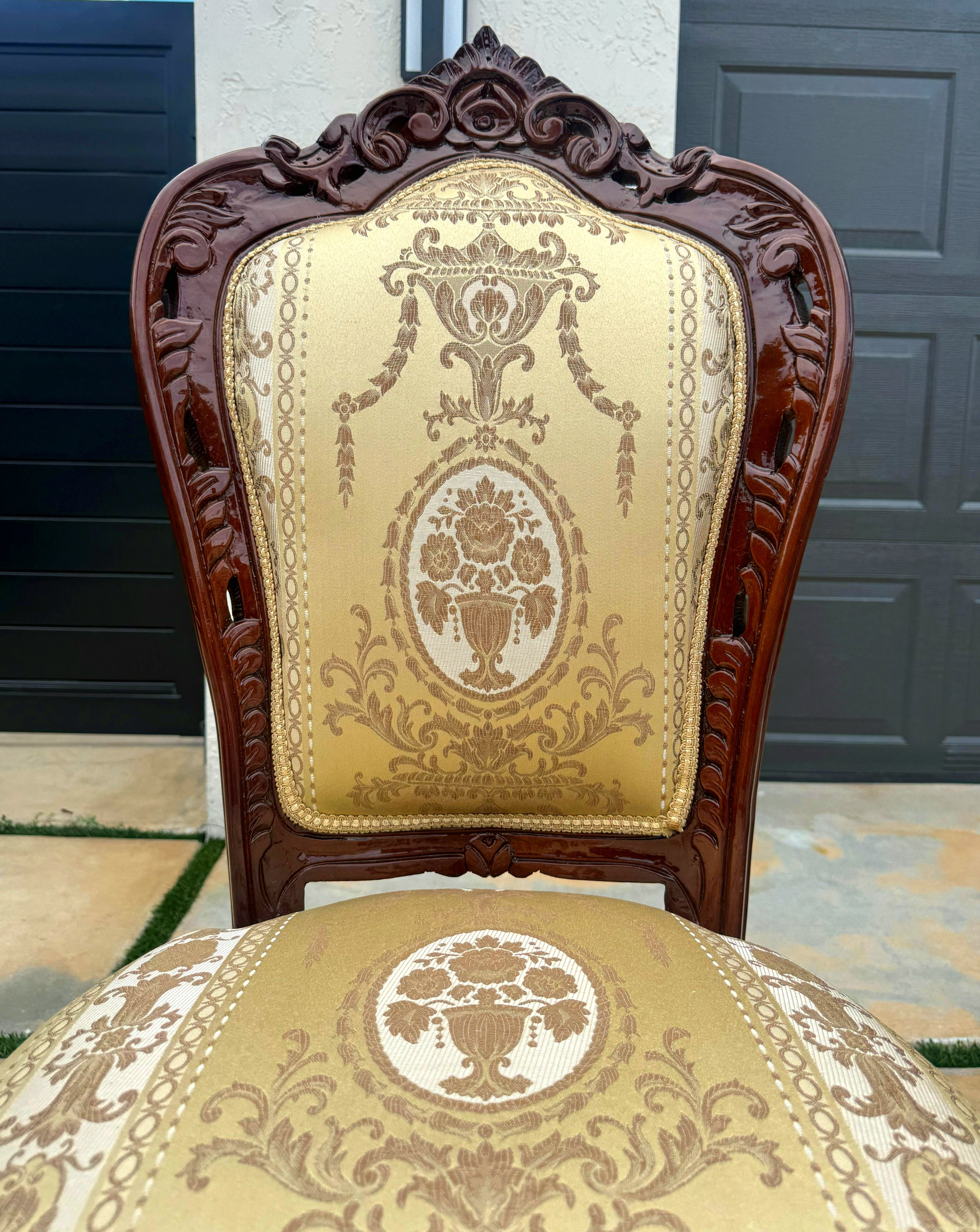 Classic French Louis XV Style Dining Chair – Carved Dark Wood Frame with Ivory & Gold Damask Upholstery