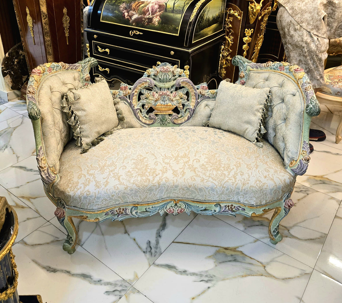 French Rococo-Style Settee – Pastel Floral Upholstery with Ornate Carved Frame