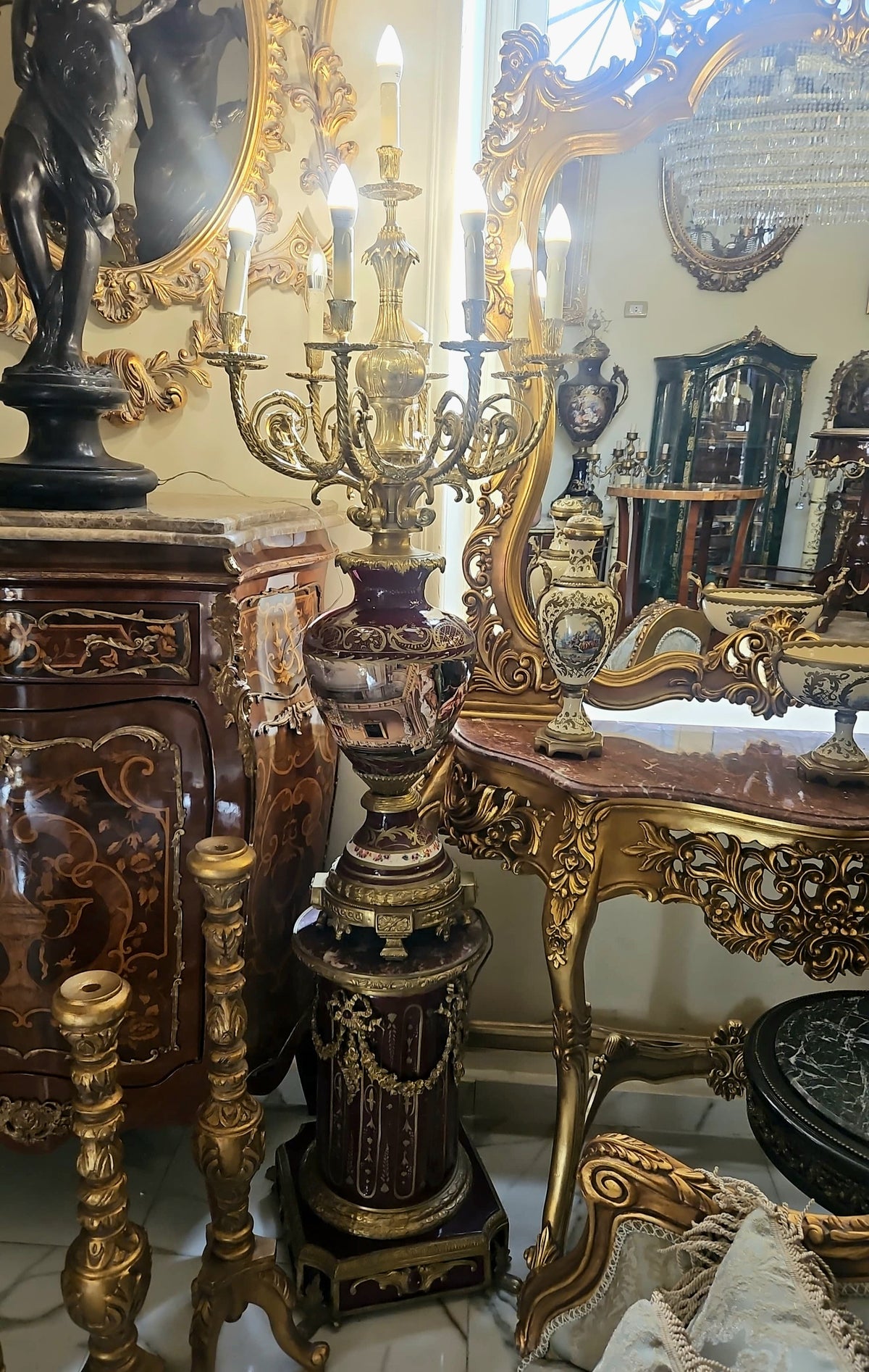 Burgundy Royal Splendor – Louis XVI-Inspired Porcelain Candelabra on Gilded Pedestal with Ornate Bronze Detailing