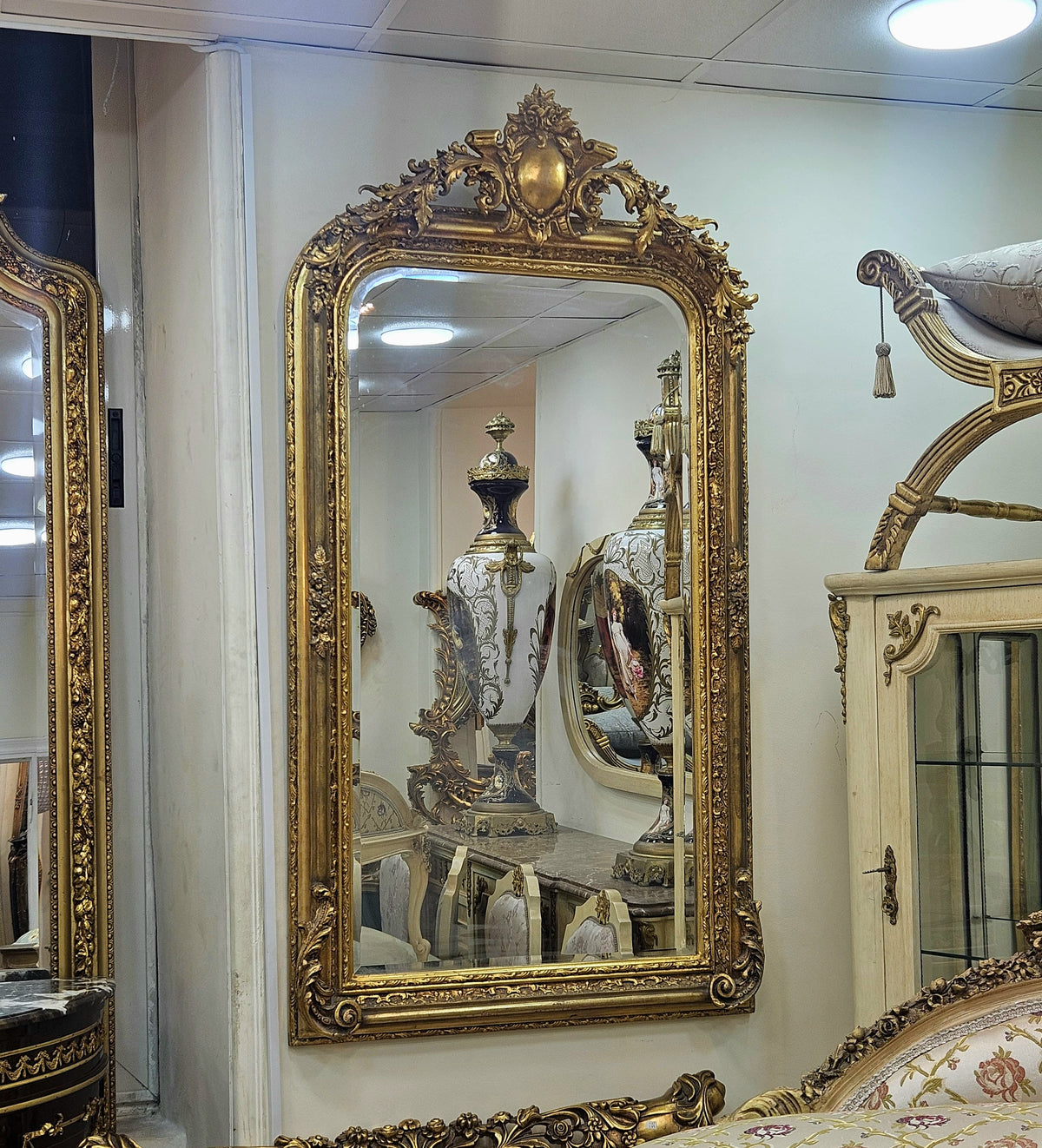 Golden Grandeur – Ornate French-Inspired Floor Mirror with Lavish Gold Leaf Frame, 5-Foot Statement Piece