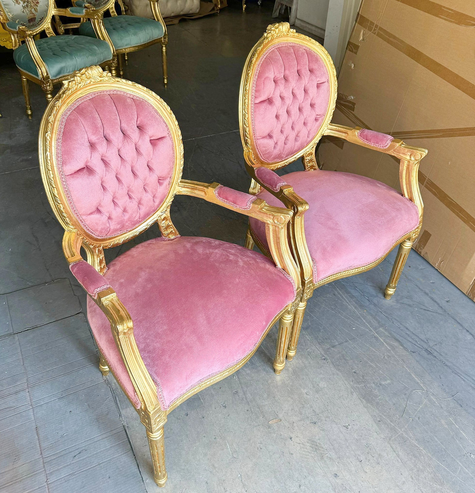 Pink Velvet Chair French Style Tufted with Gold Details Rococo Baroque