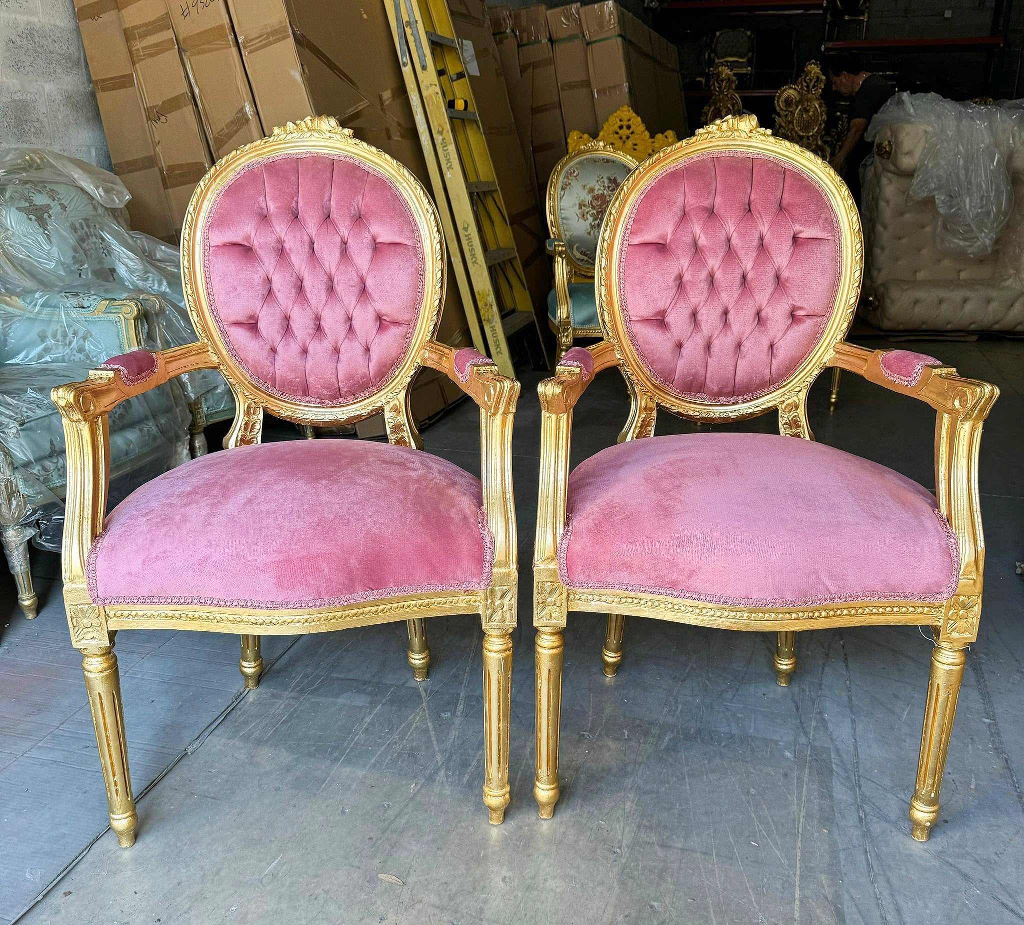 Pink Velvet Chair French Style Tufted with Gold Details Rococo Baroque
