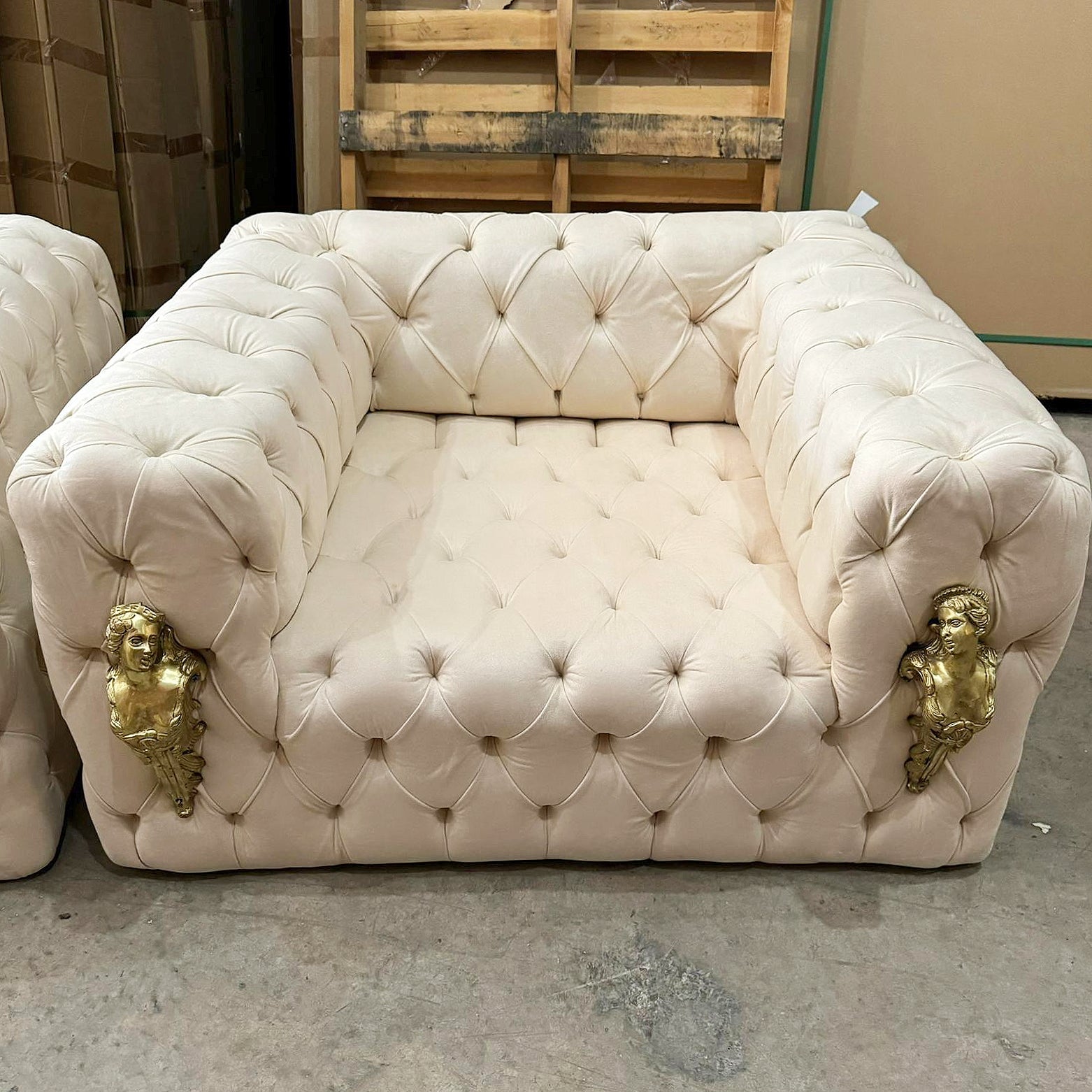 French Style Accent Chair – Gold Leaf Details, Luxury Upholstered Chair, Elegant & Comfortable Statement Seating