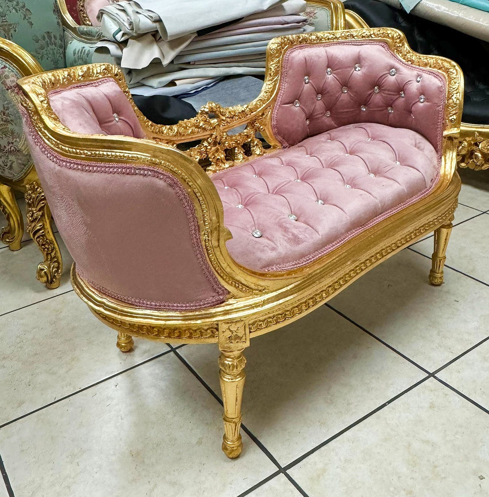 Tufted Bench Pink Velvet French Style Gold Details Rococo Baroque Furniture