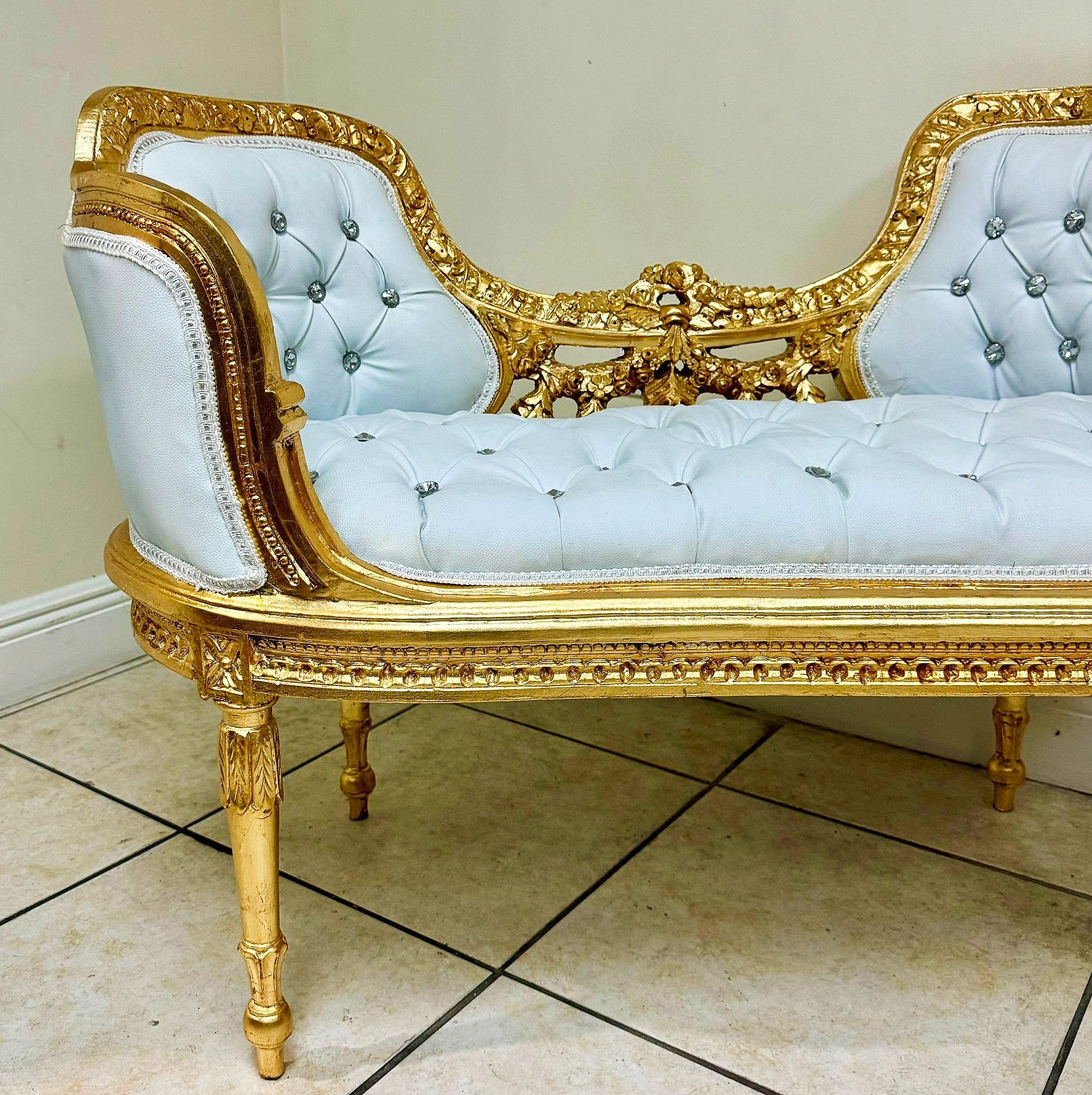 Tufted Bench White Leather French Style Gold Details Rococo Baroque Furniture