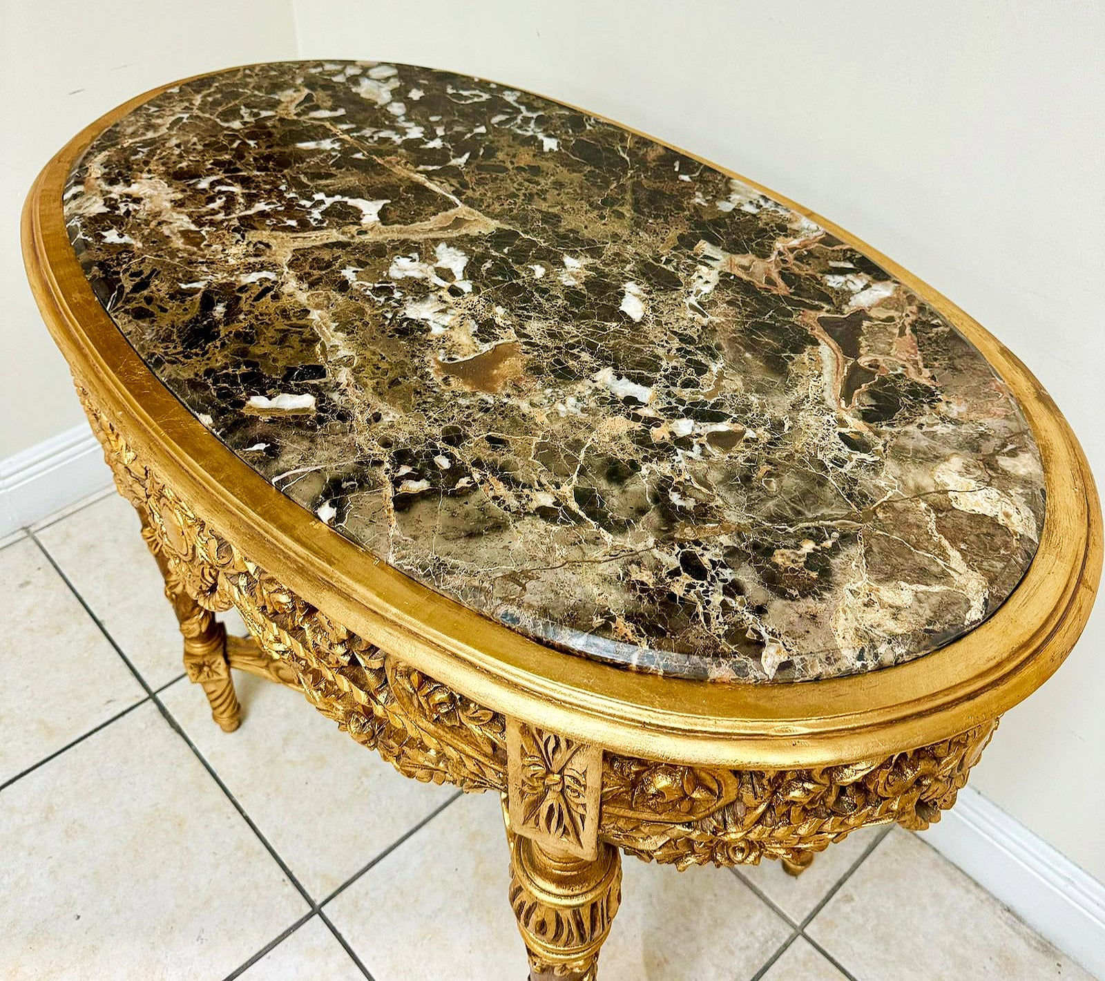 Coffee Table Marble Topped French Style Gold Leaf Details Furniture Table