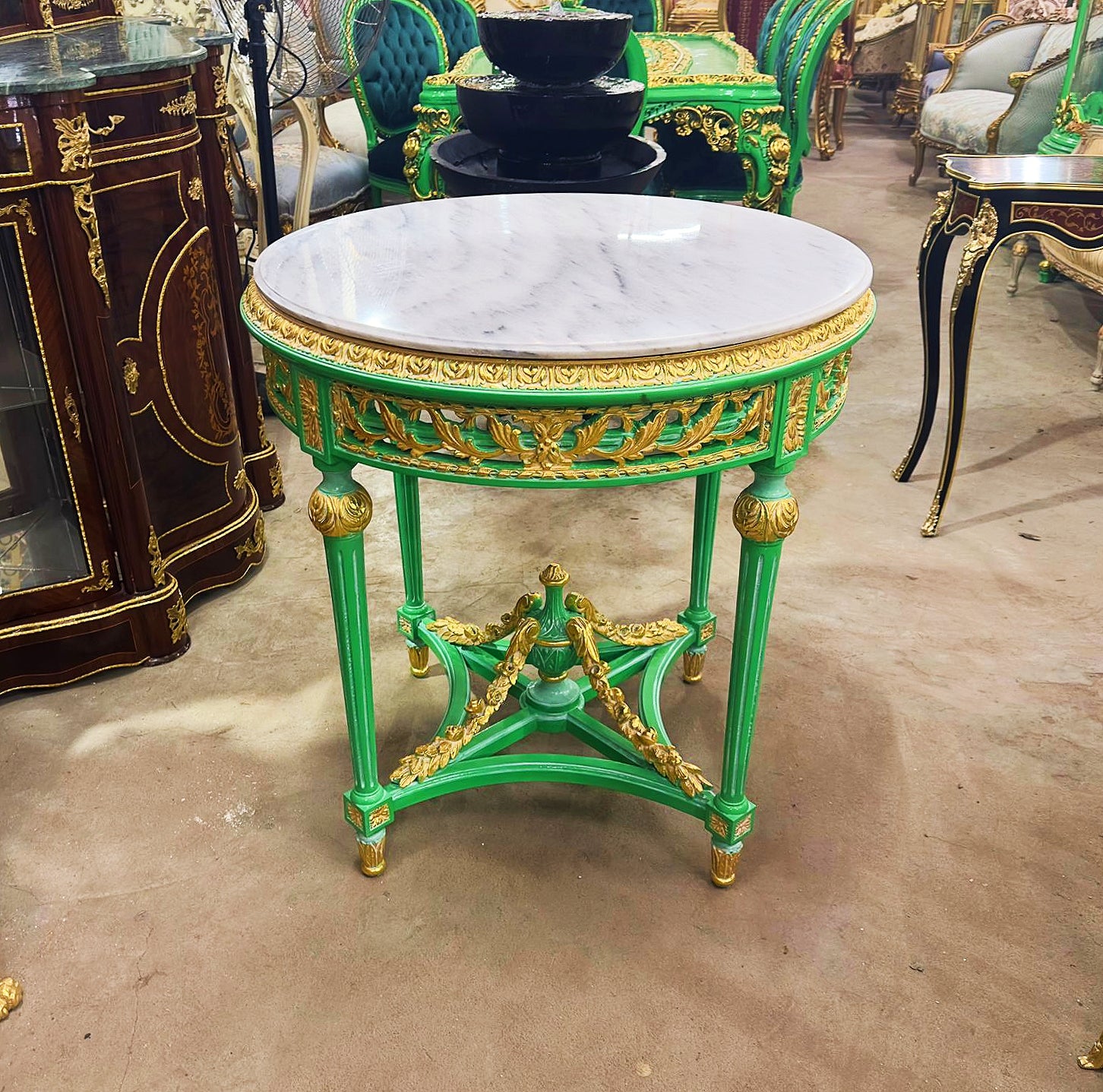 Baroque Style Green Table – Marble Top with Gold Leaf Details