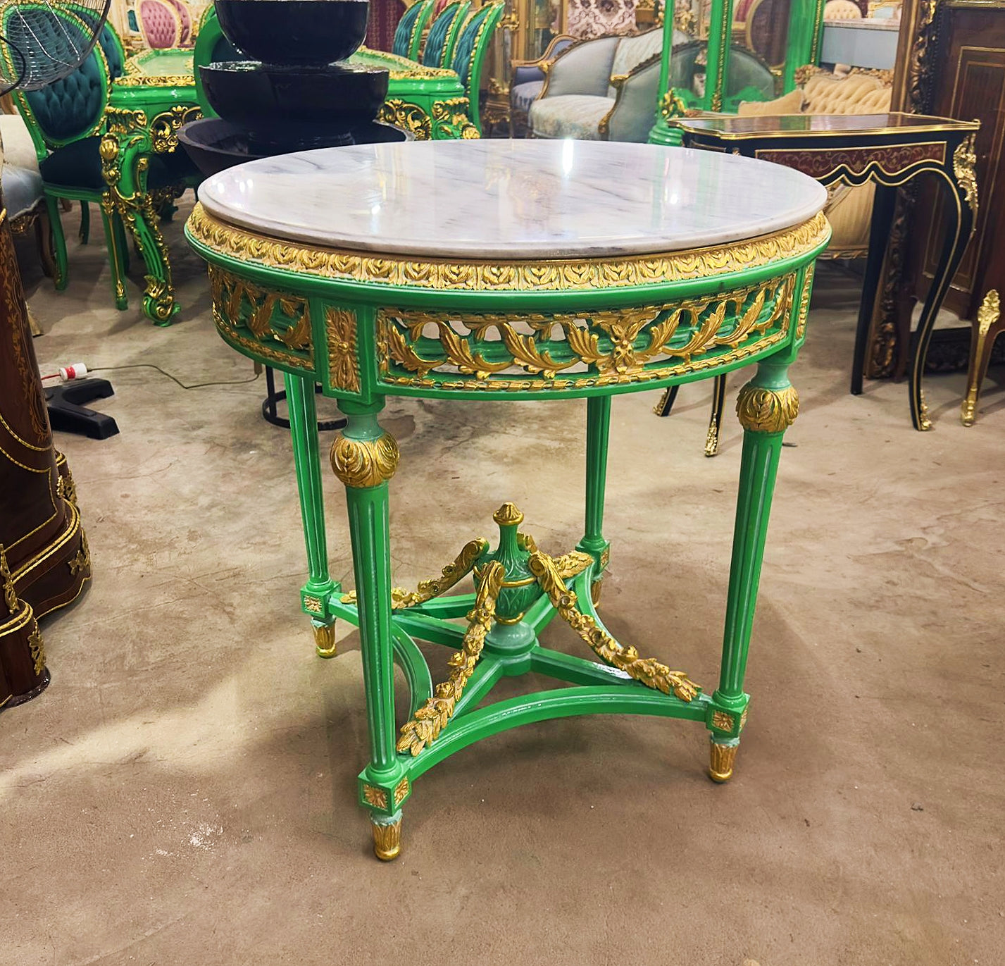 Baroque Style Green Table – Marble Top with Gold Leaf Details
