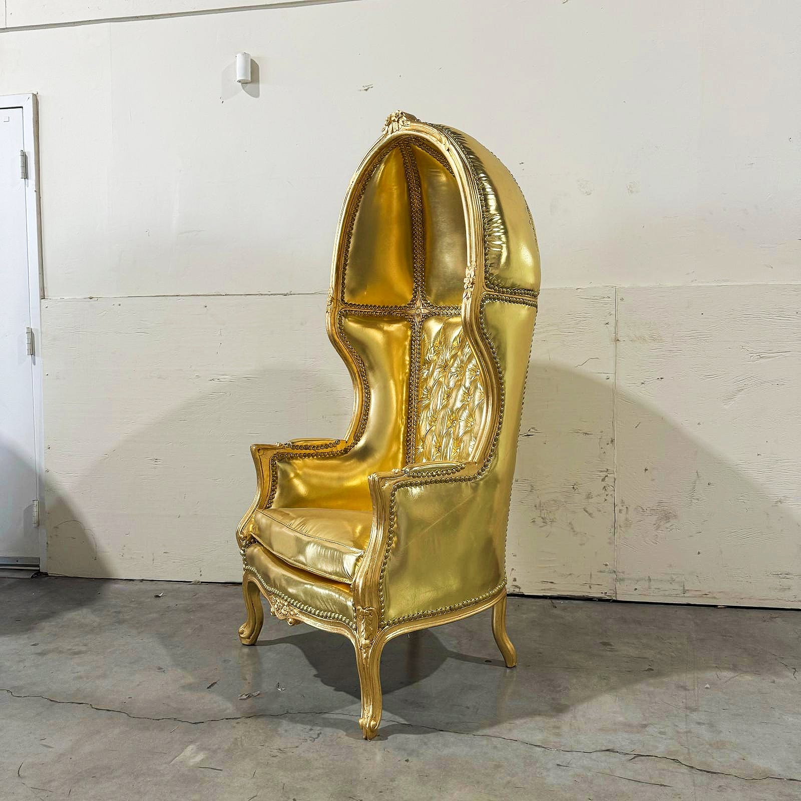 Balloon Chair French Style Golden High-Back Canopy Lacquer Chair