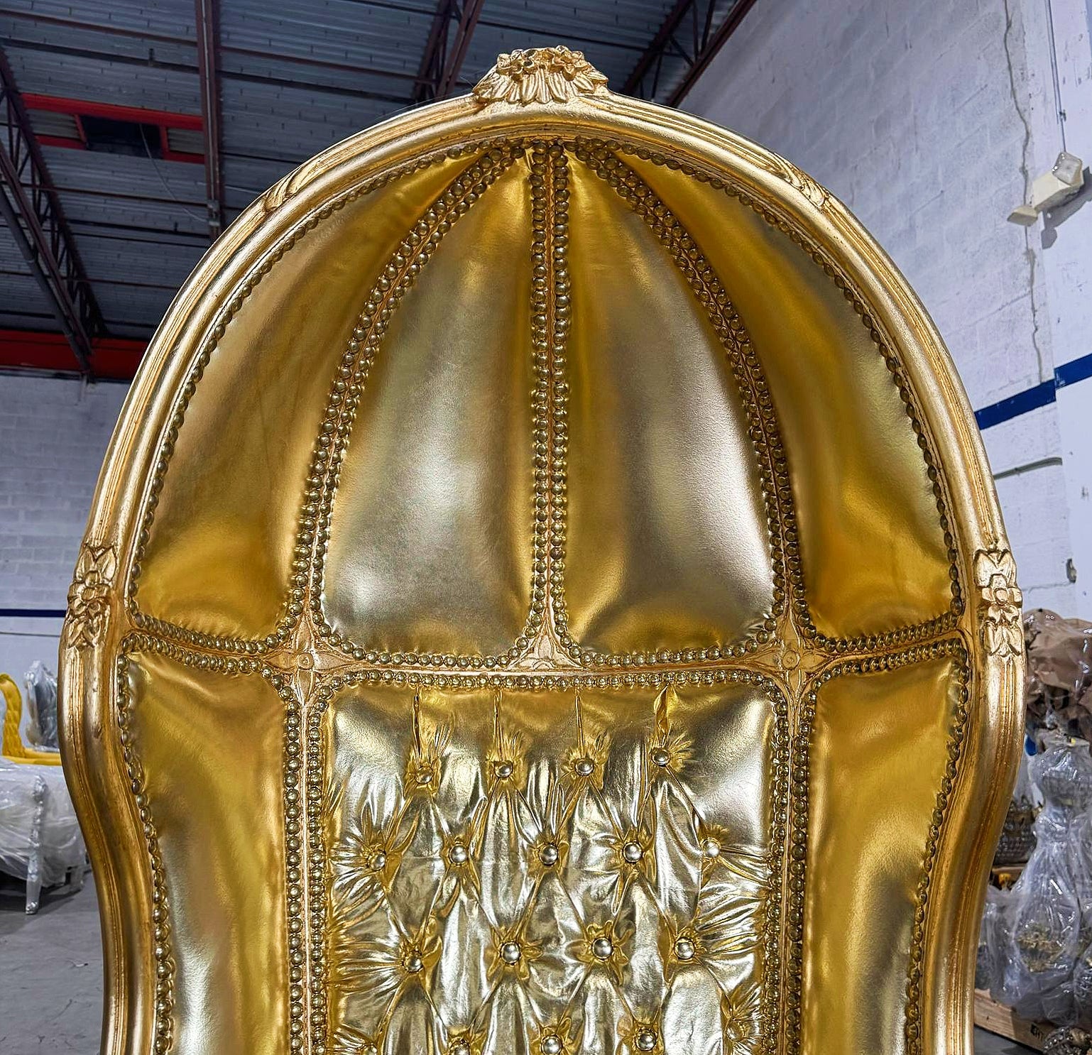 Balloon Chair French Style Golden High-Back Canopy Lacquer Chair