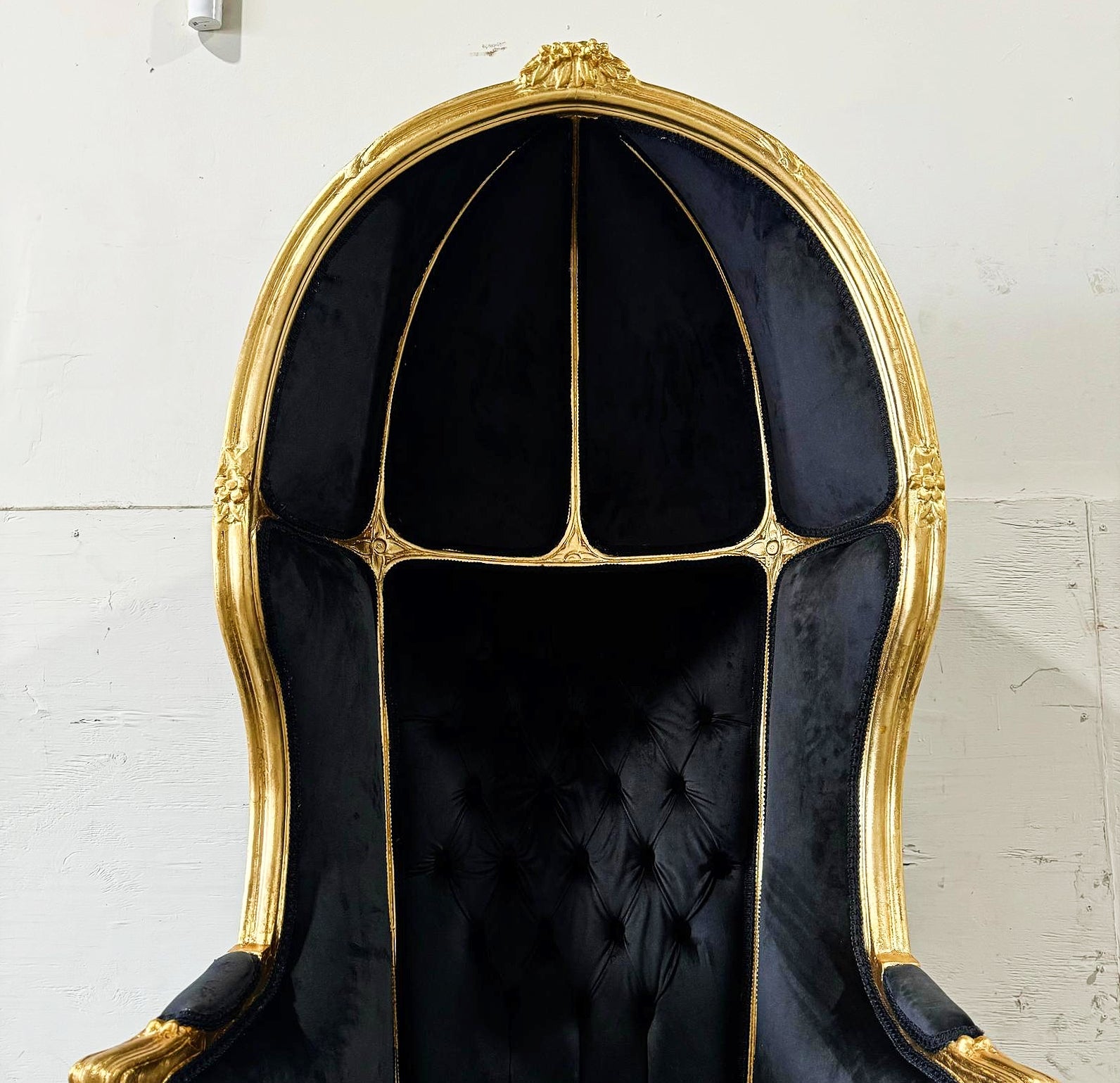 Balloon Chair French Style Black Velvet High-Back Canopy Lacquer Chair Gold
