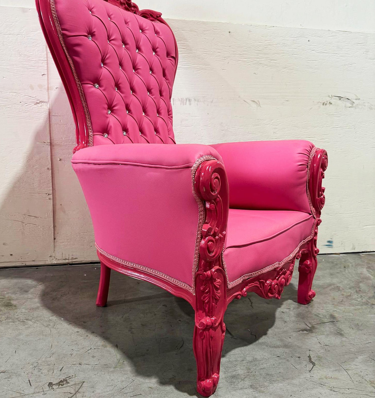 French Style Red Velvet Throne Chair Midsize Tufted Chair