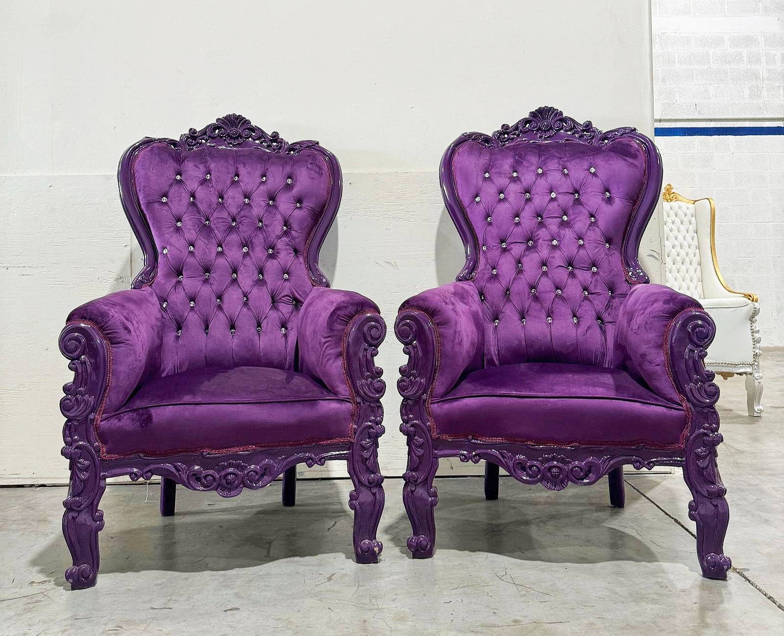 French Style Purple Velvet Throne Chair Midsize Tufted Chair