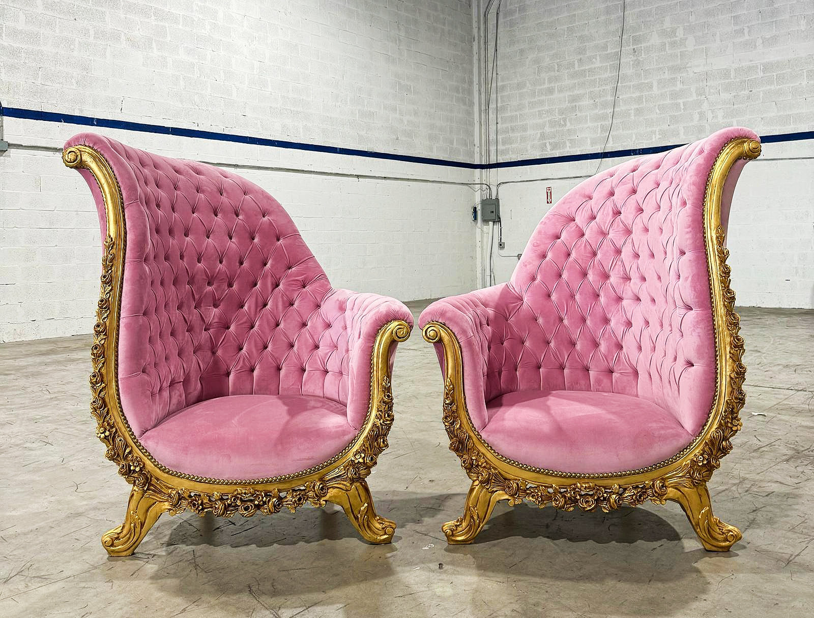 French Style Tufted Chair Pink Velvet Gold Details Rococo Baroque Furniture