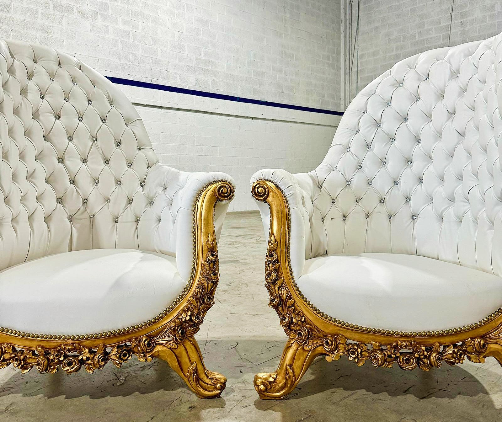 French Style Tufted Chair White Leather Gold Details Set Furniture Rococo