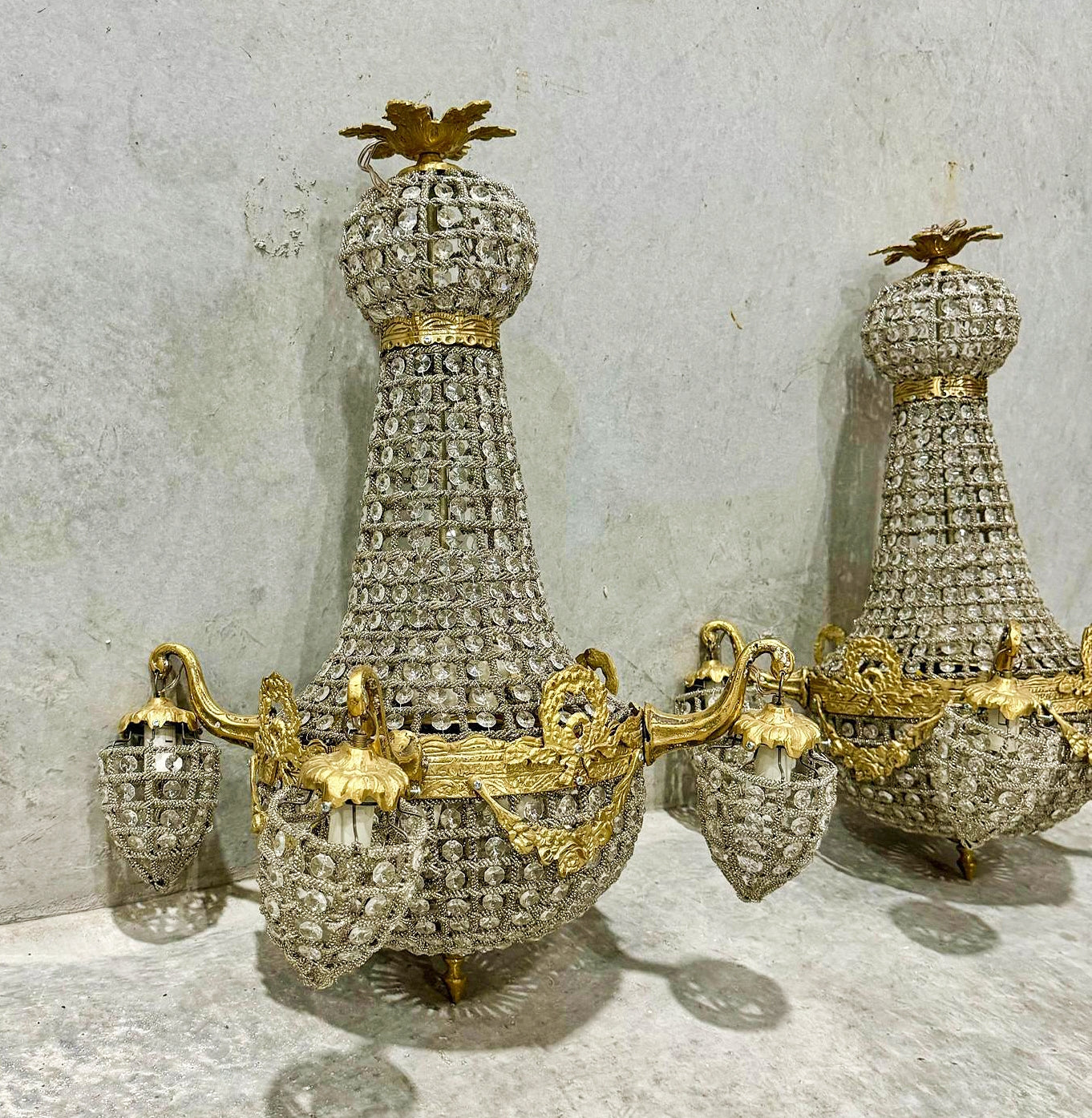 French Style Large Chandeliers *Set of 2* Gold Details Lightings