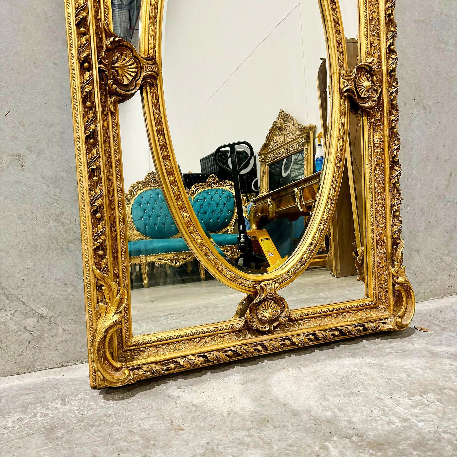 Antique-Style Rococo Floor Mirror – Gold Leaf Finish, Angel Accents