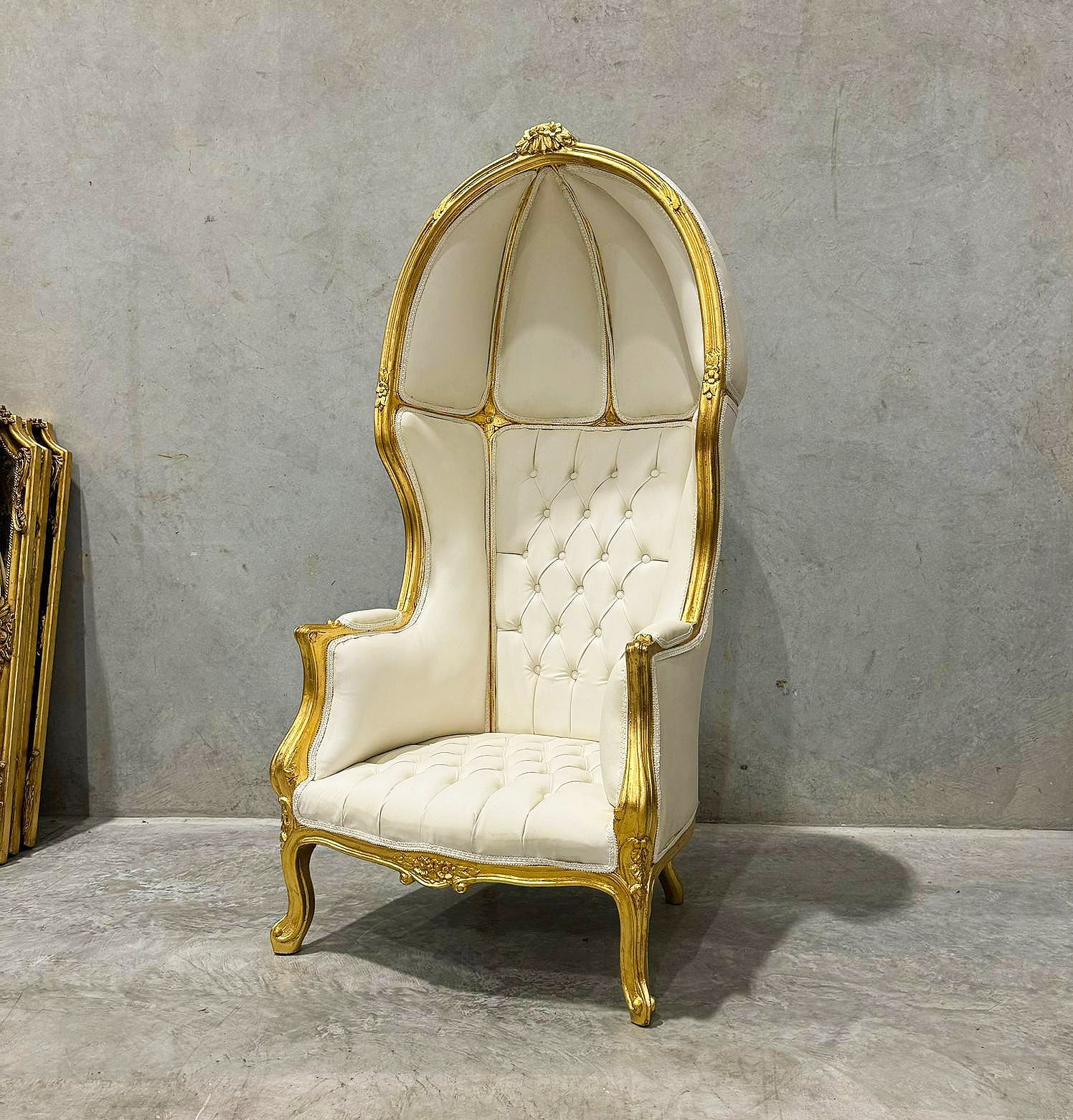 Balloon Chair French Style Off-White Velvet High-Back Canopy Lacquer Chair