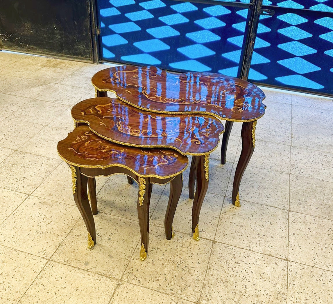 French Style Nesting Tables – Wood and Gold Set of 3 Louis XV