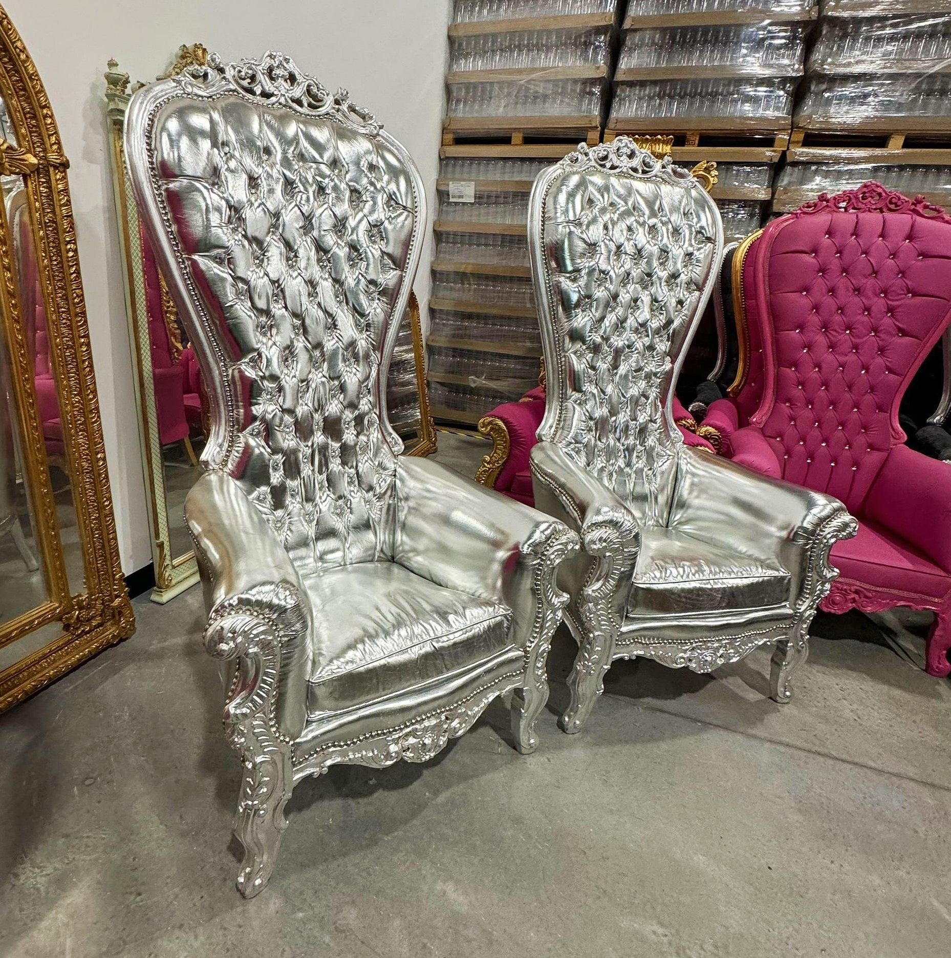Throne Chair French Style Silver Leather High-Back Tufted Silver Throne