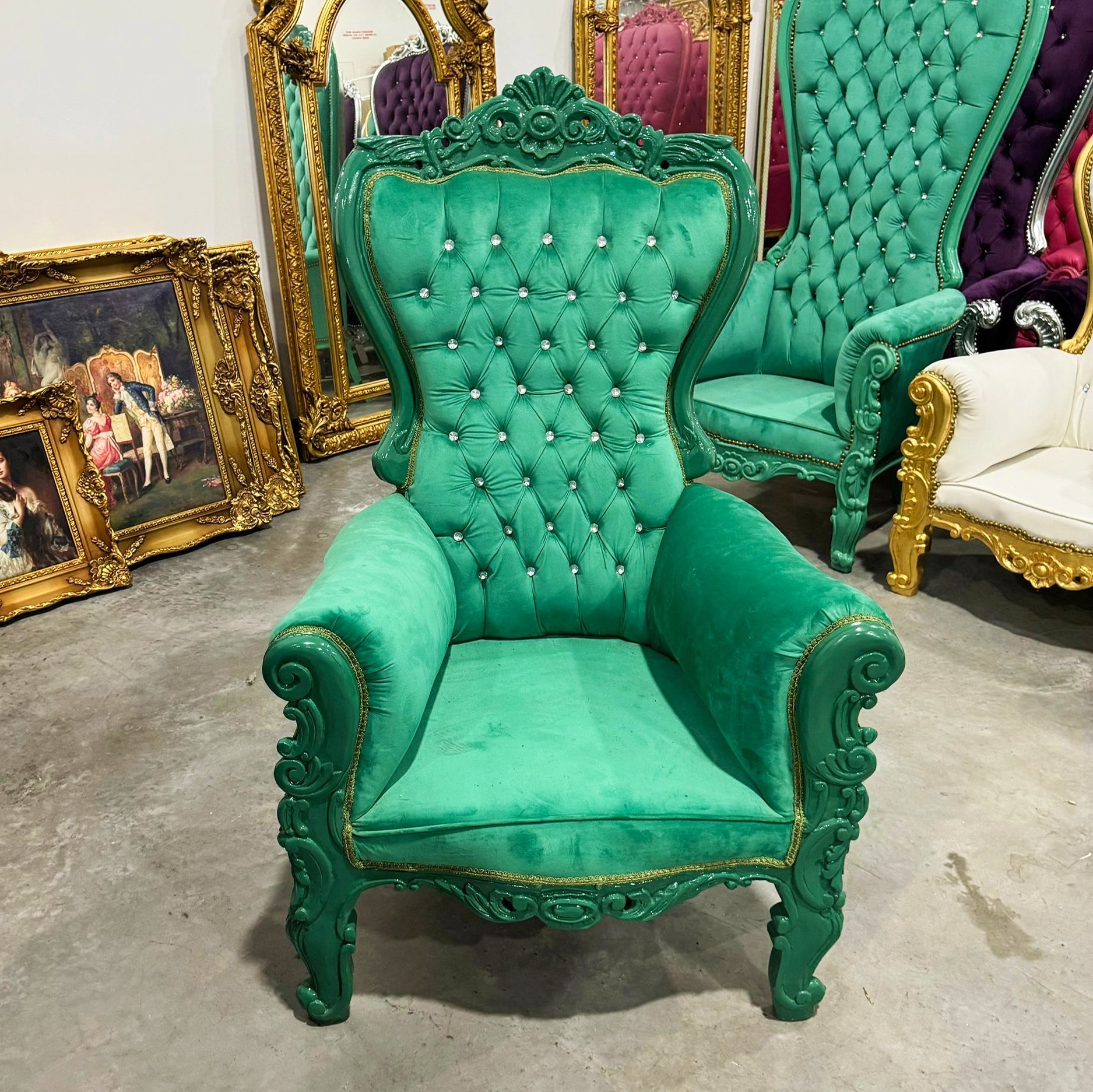 French Style Green Velvet Throne Chair Midsize Tufted Chair