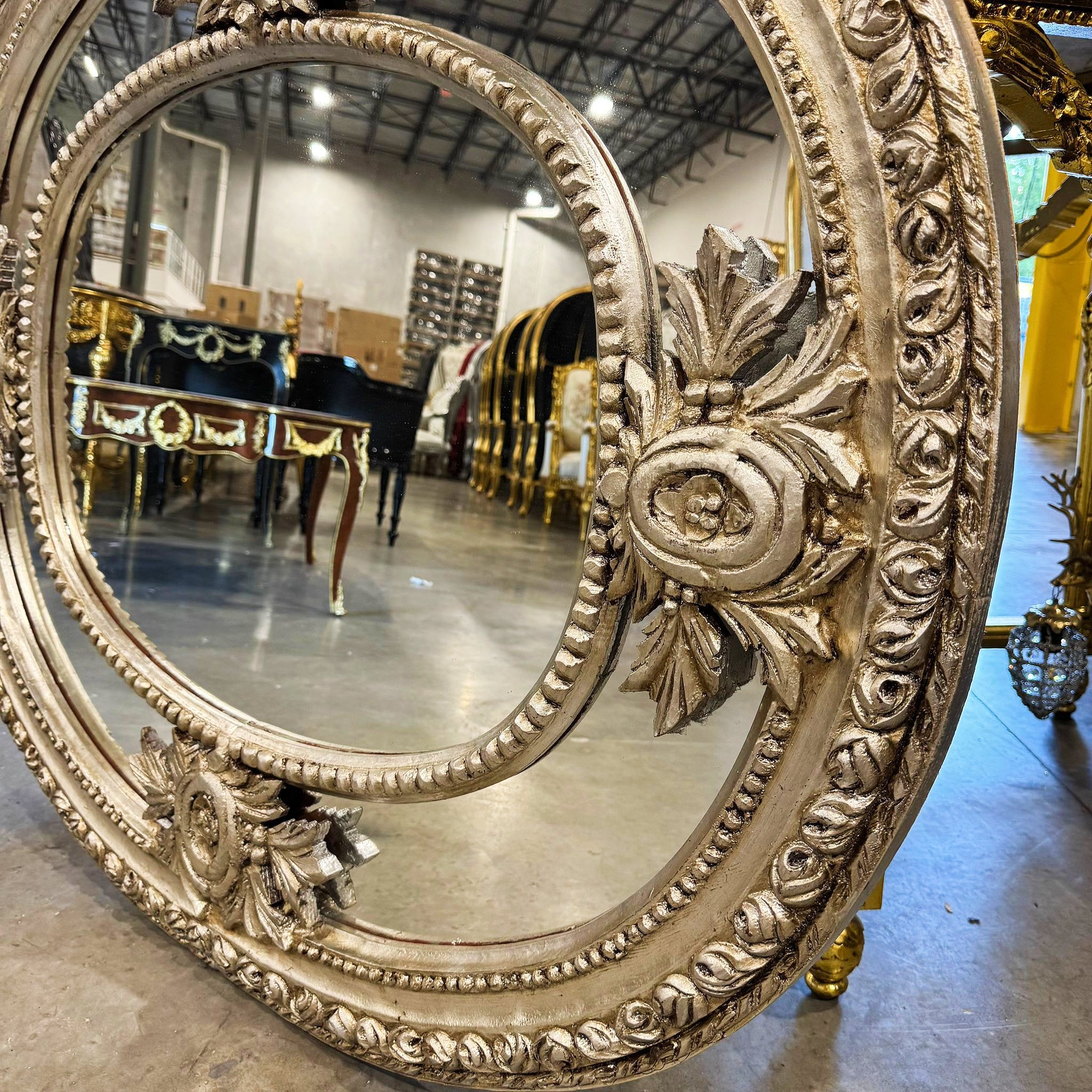 Silver Oval Mirror Wall Mirror French-Italian Style in Silver Leaf
