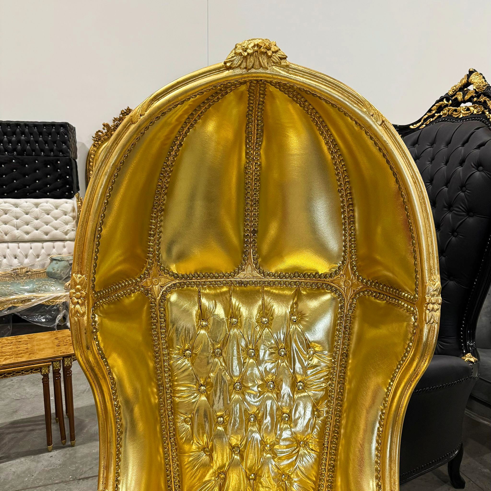 Balloon Chair French Style Golden High-Back Canopy Lacquer Chair