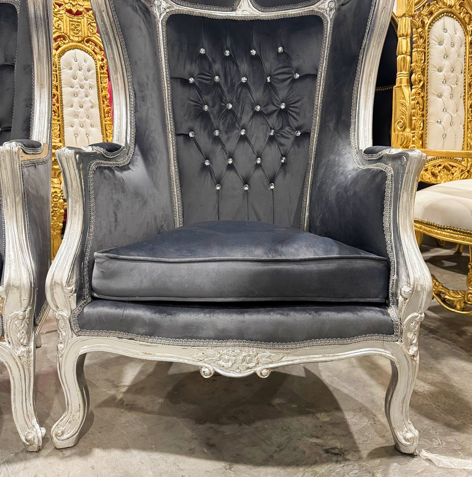 Balloon Chair French Style Dark Gray Velvet High-Back Canopy Lacquer Chair