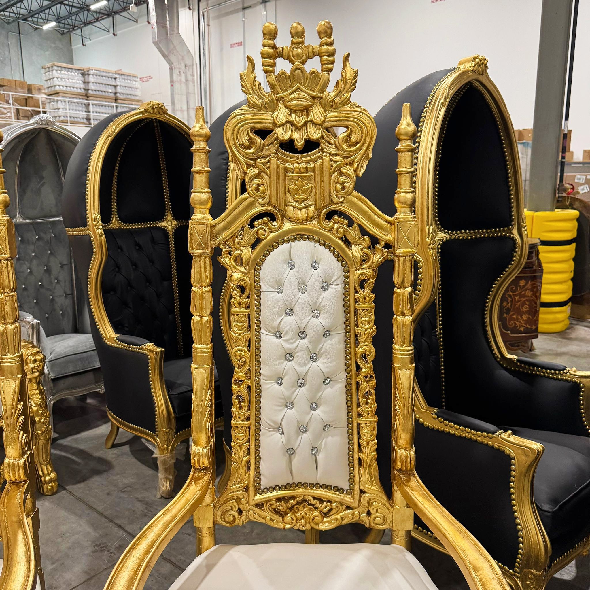 French Medieval Style King Throne Chair with White Leather and Gold Leaf Details