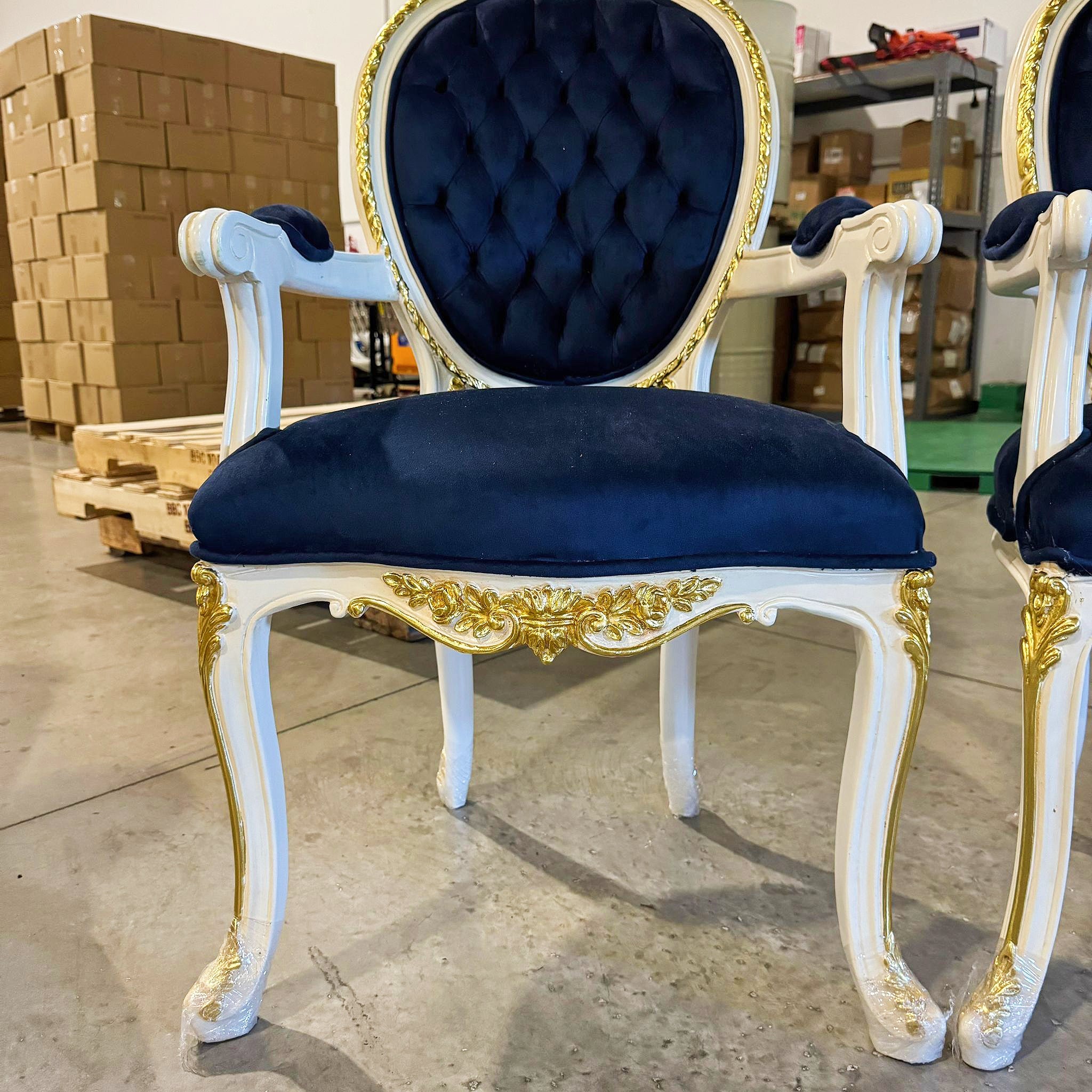 French Rococo Style Tufted Blue Velvet Chair – Gold Baroque Details