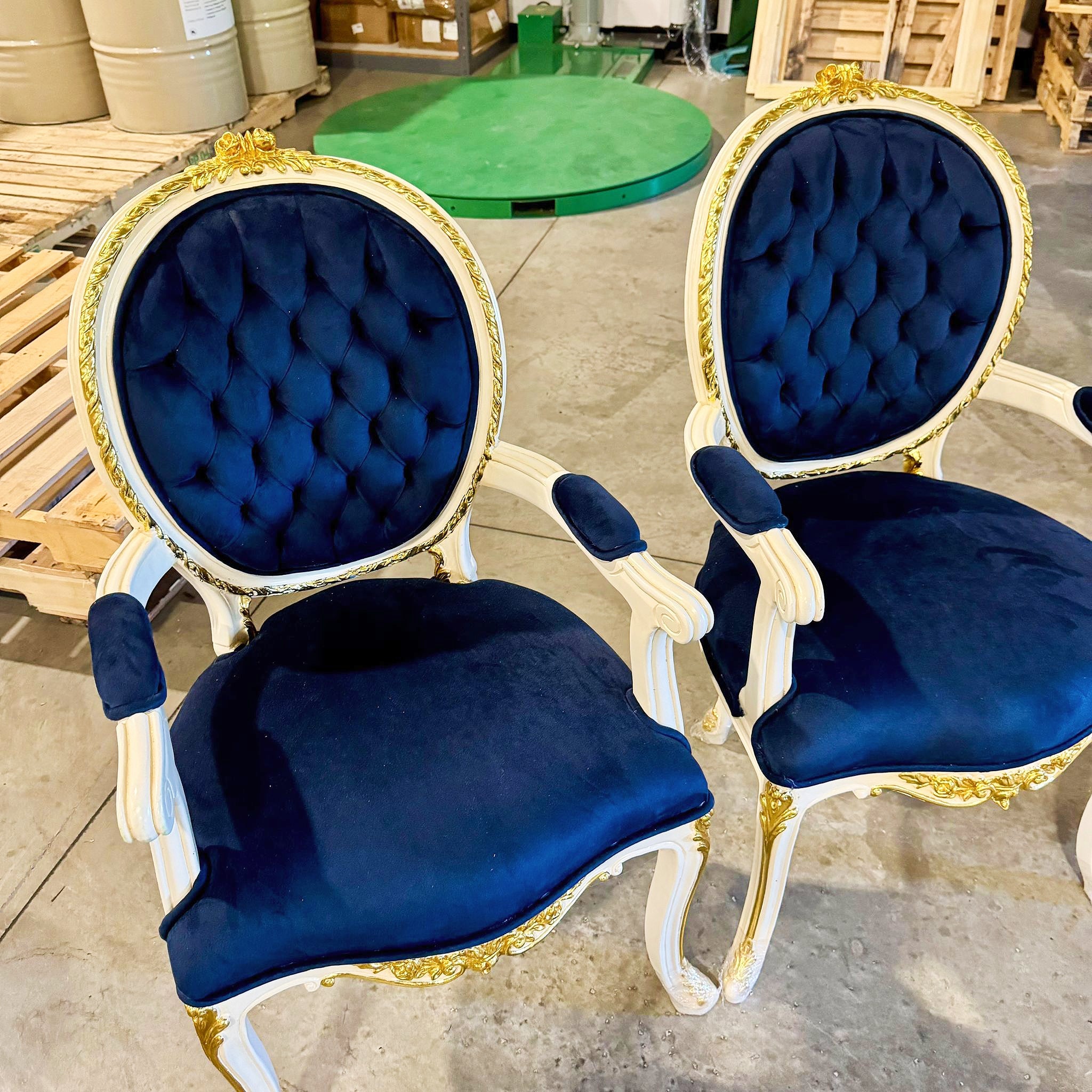 French Rococo Style Tufted Blue Velvet Chair – Gold Baroque Details